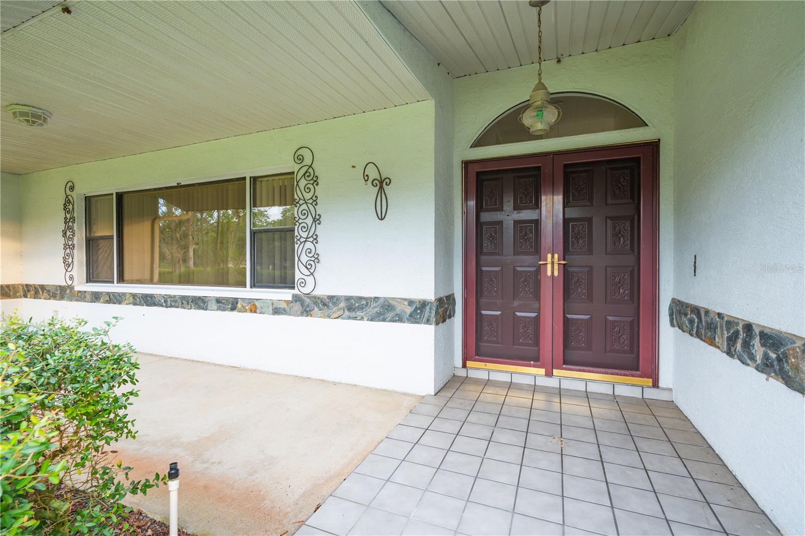 Image 19 of 48 For 8522 Cranes Roost Drive