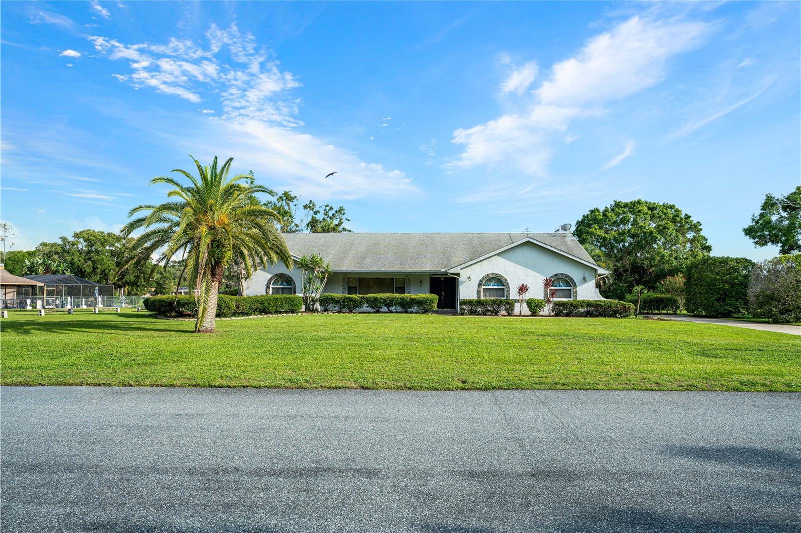 Image 5 of 48 For 8522 Cranes Roost Drive