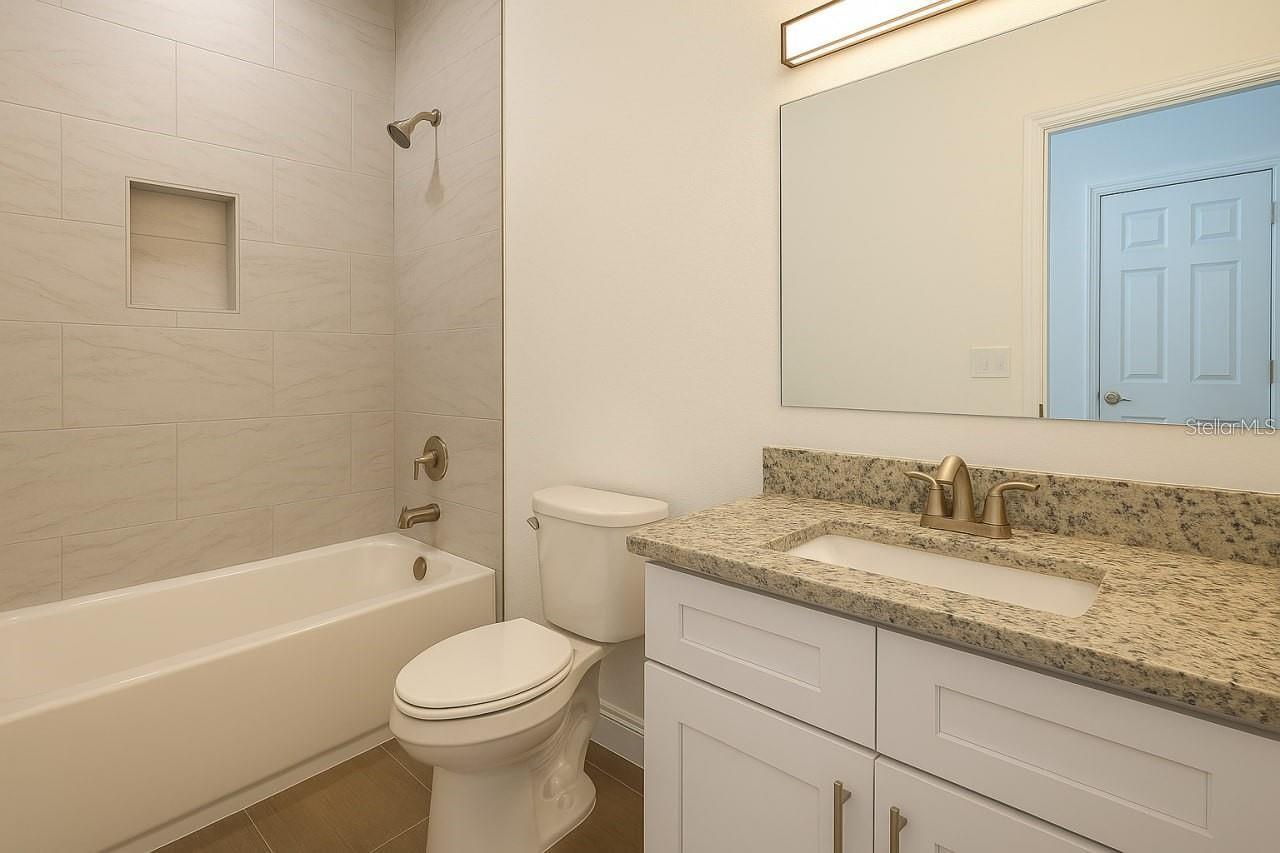 Image 10 of 13 For 9002 Glenarm Way