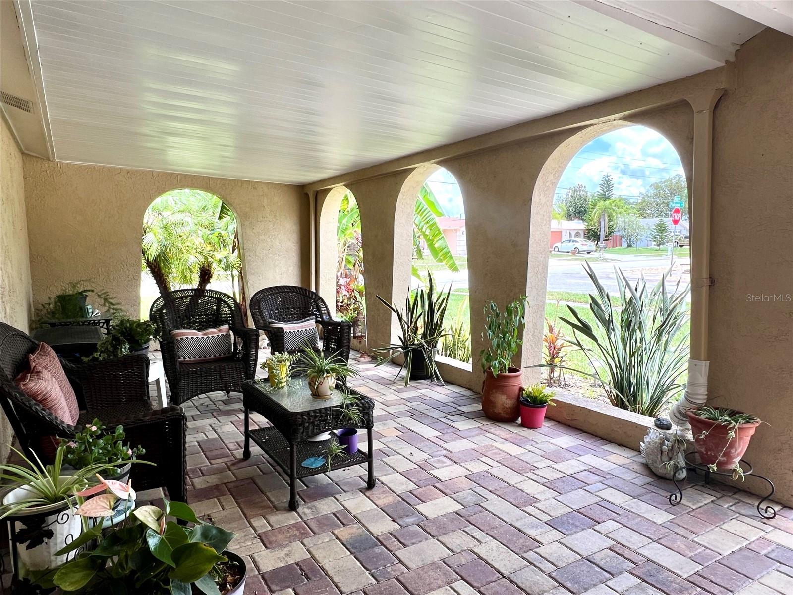 Image 2 of 37 For 3447 Paloma Dr