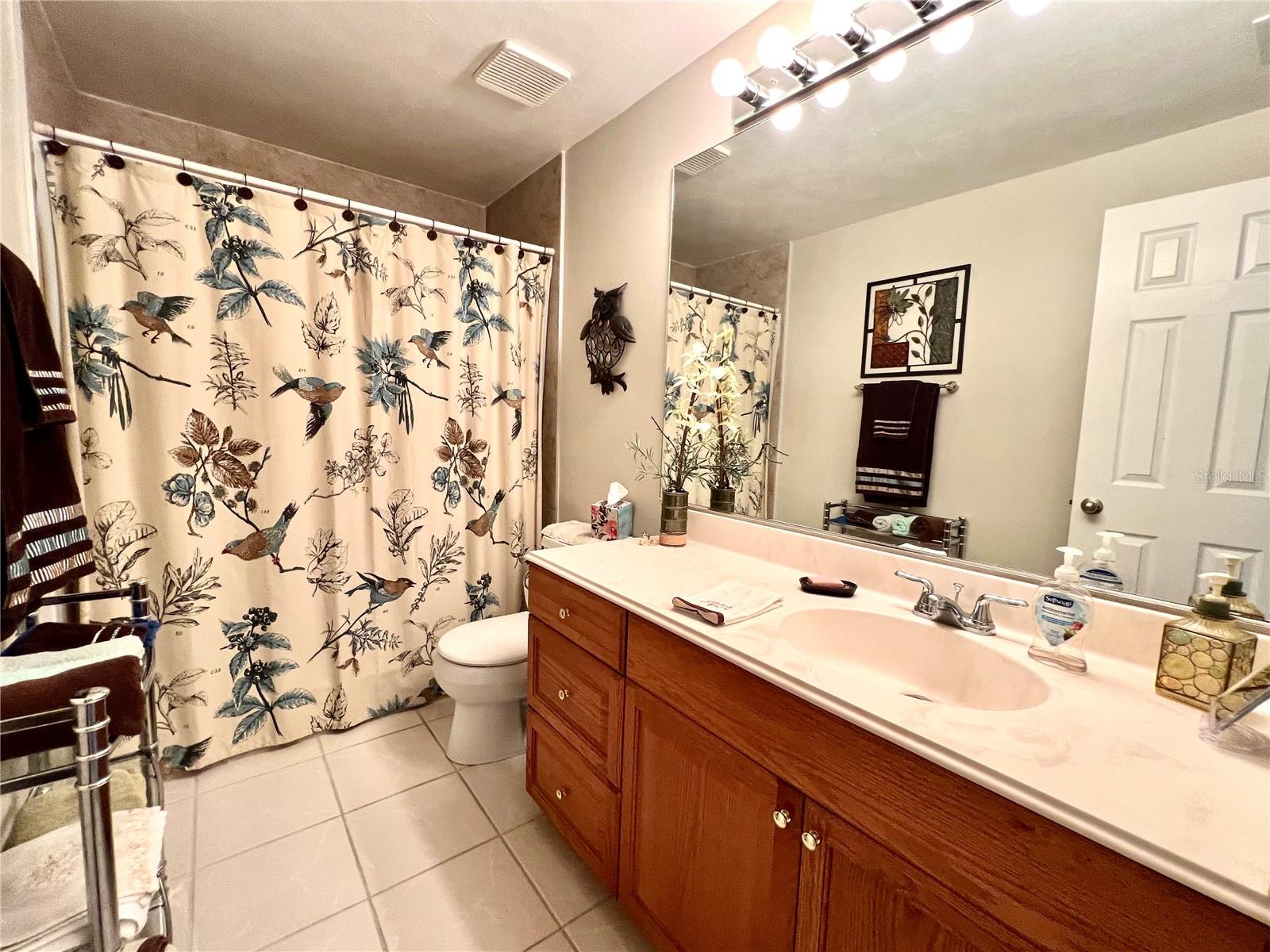 Image 31 of 37 For 3447 Paloma Dr