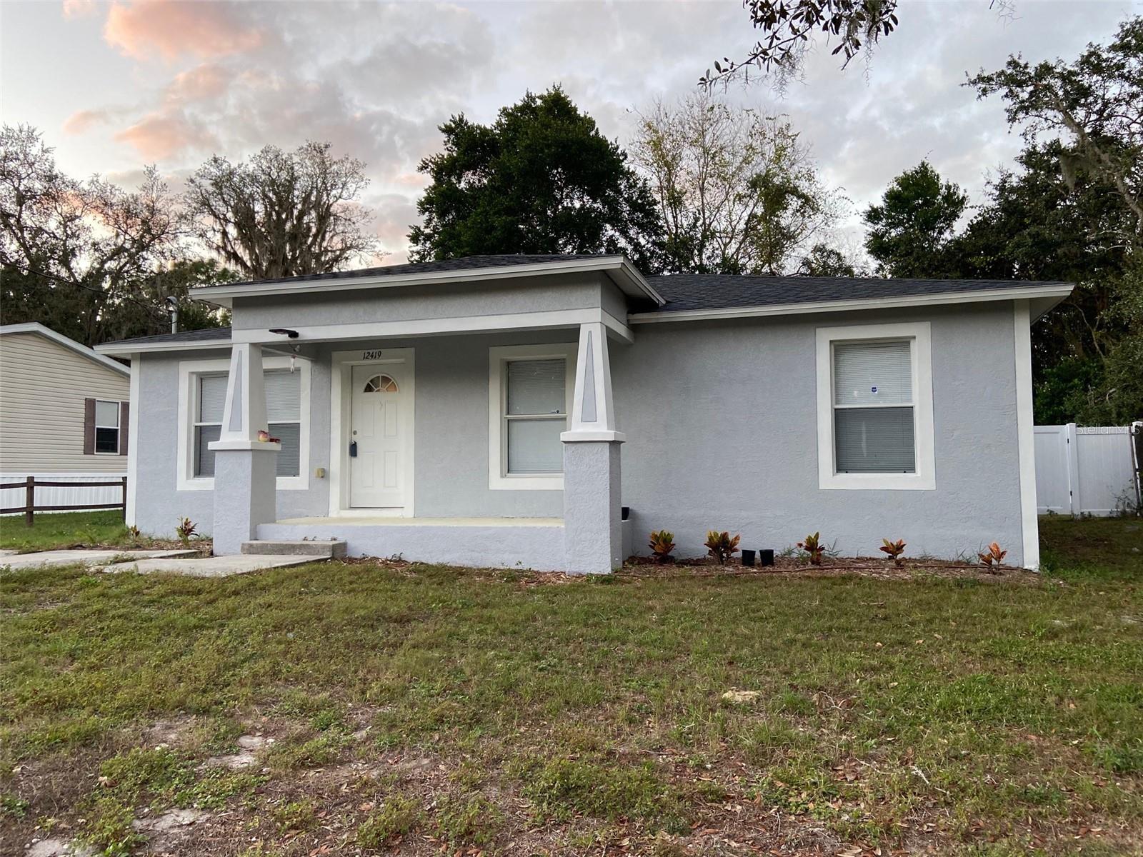 Image 14 of 25 For 12419 Lamont Avenue