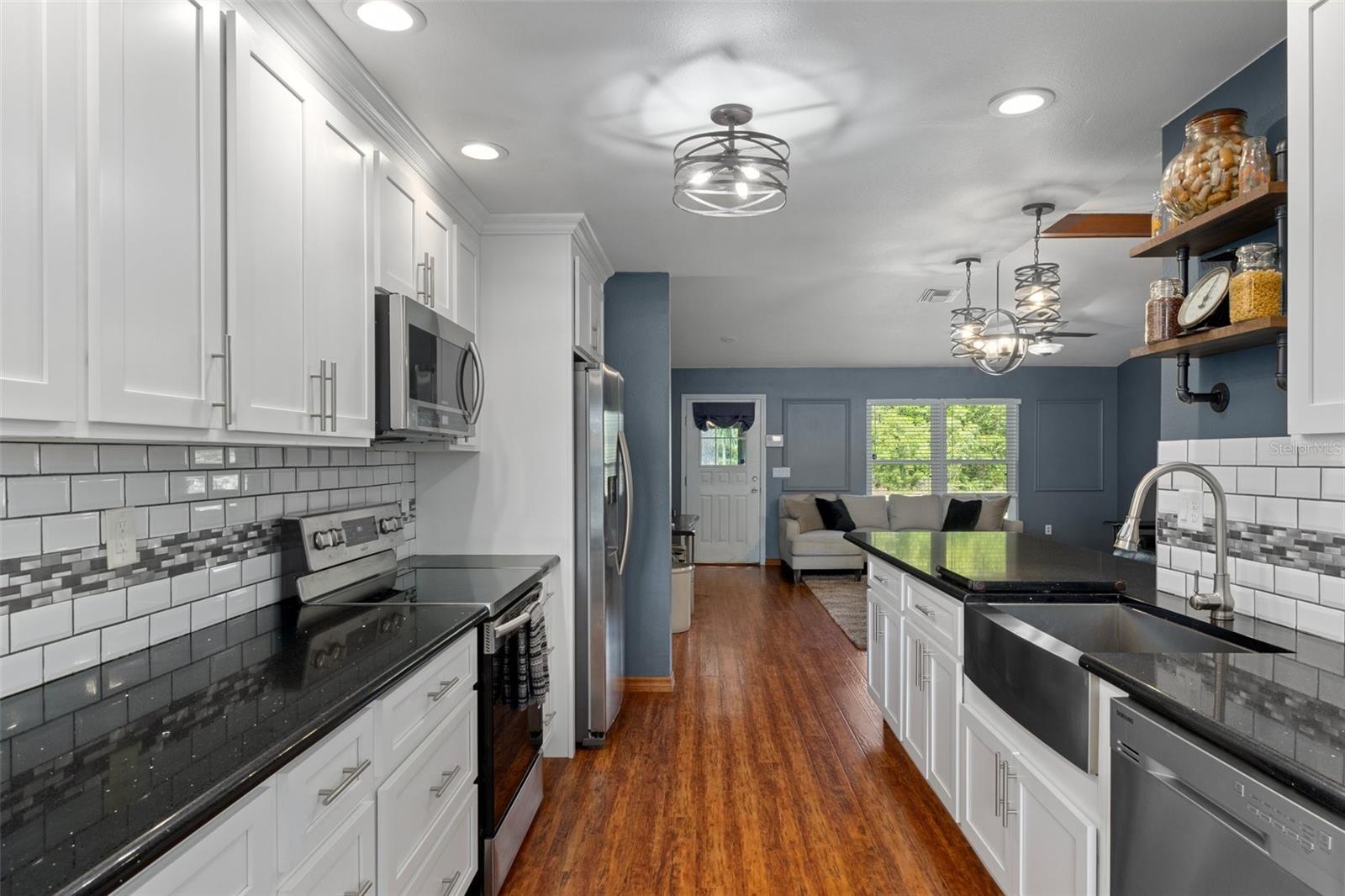 Image 11 of 45 For 2295 Rio Circle