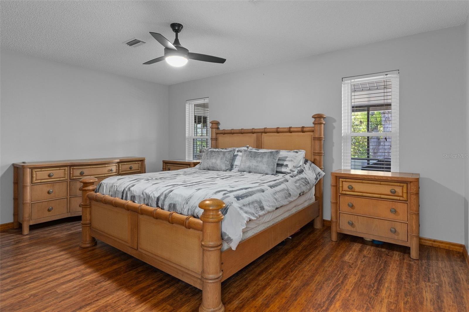 Image 16 of 45 For 2295 Rio Circle