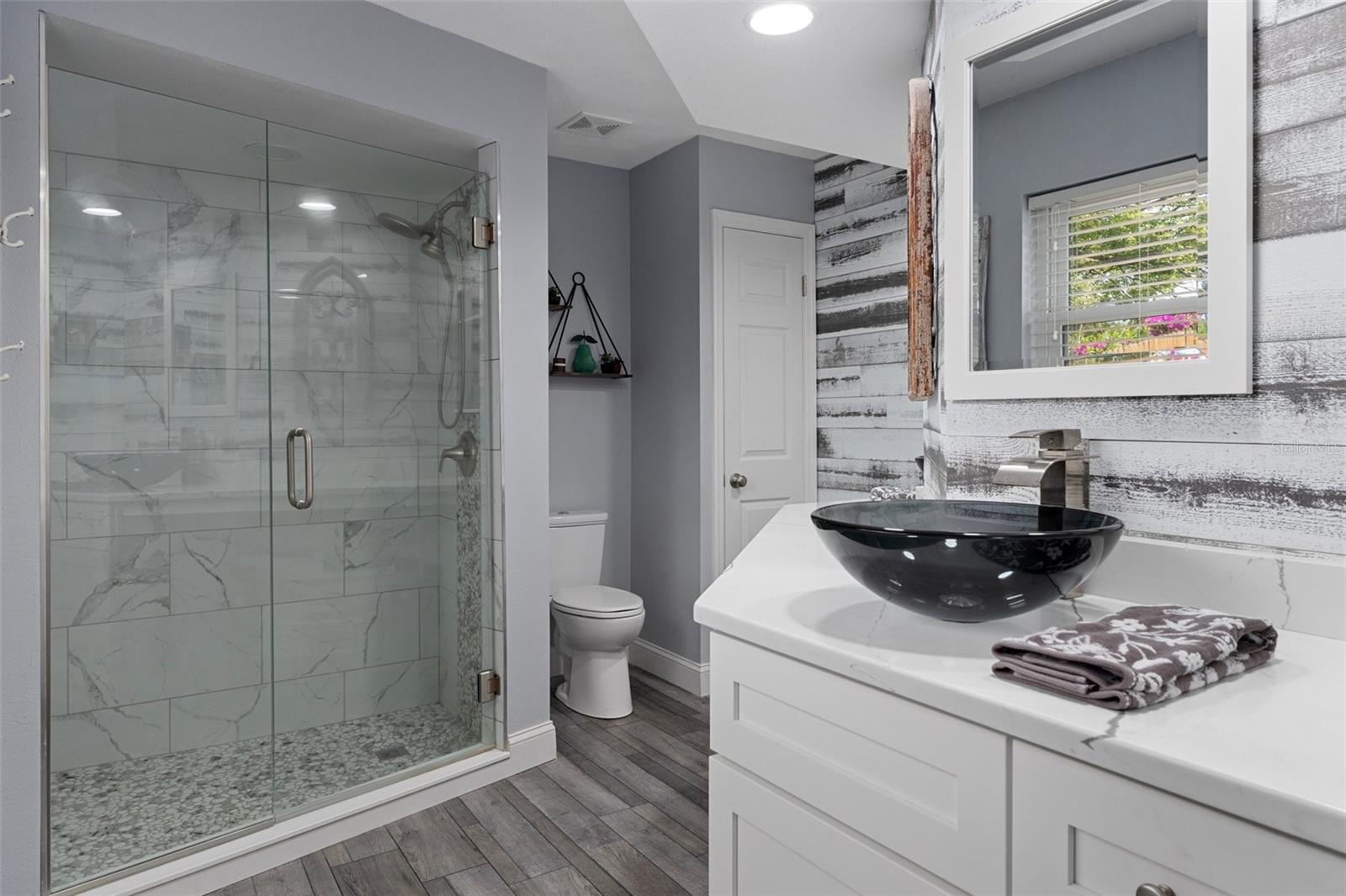 Image 18 of 45 For 2295 Rio Circle