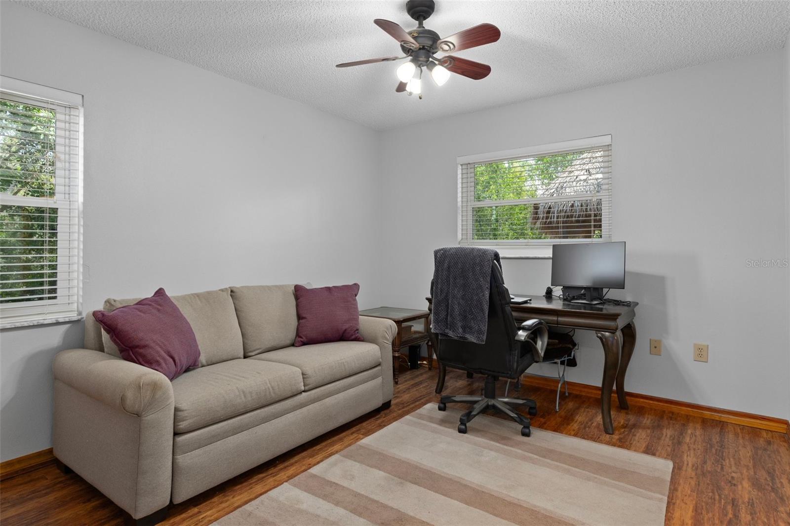 Image 21 of 45 For 2295 Rio Circle