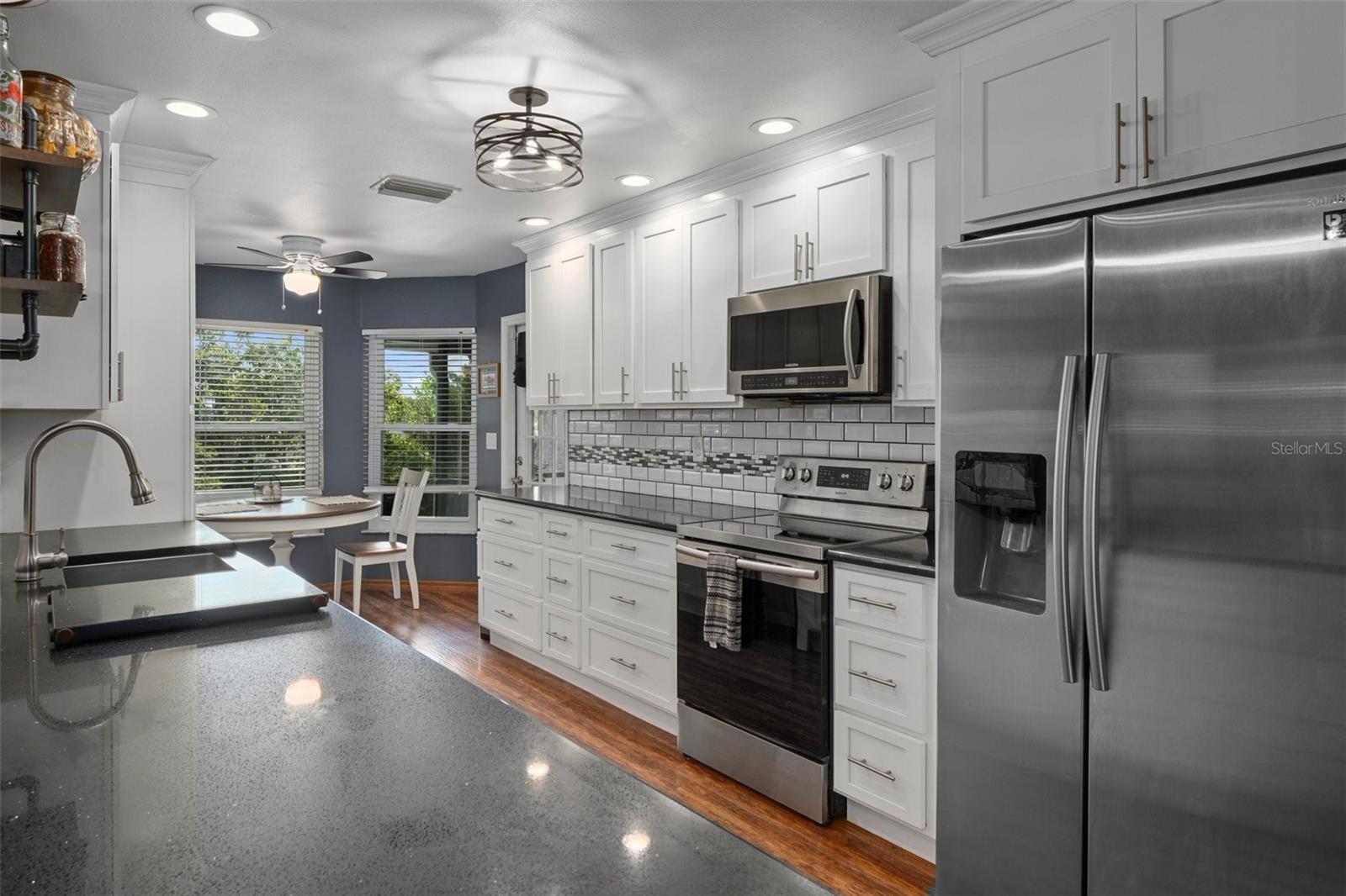Image 9 of 45 For 2295 Rio Circle