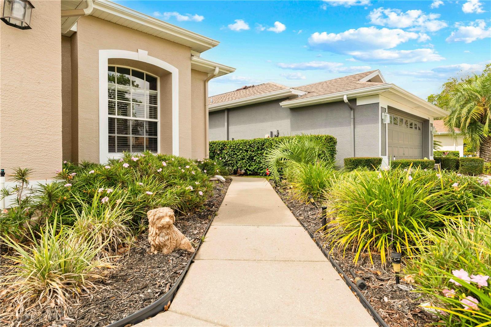 Listing photo id 41 for 15004 Middle Fairway Drive