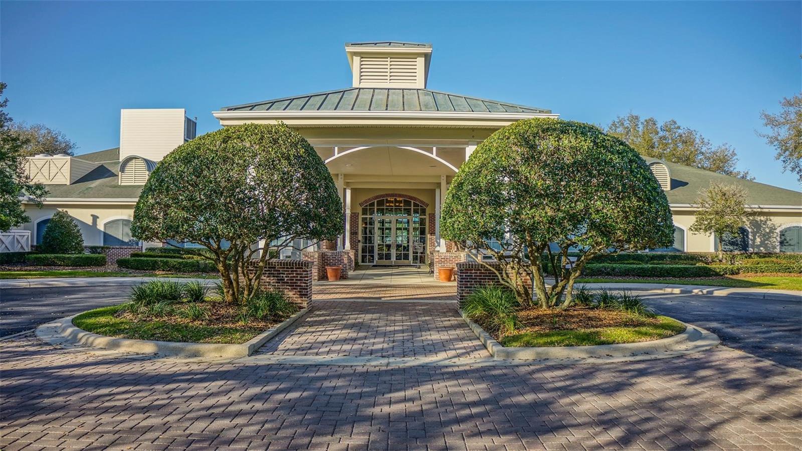 Listing photo id 49 for 15004 Middle Fairway Drive