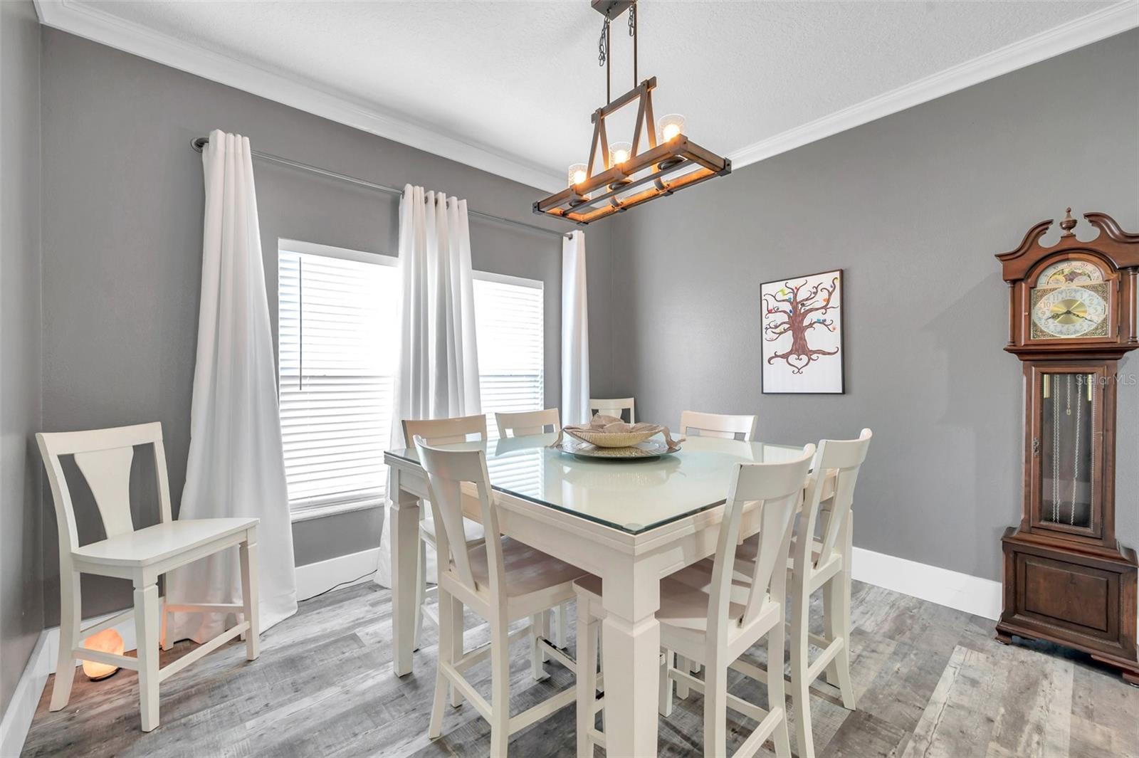 Image 13 of 100 For 9309 Edistro Place