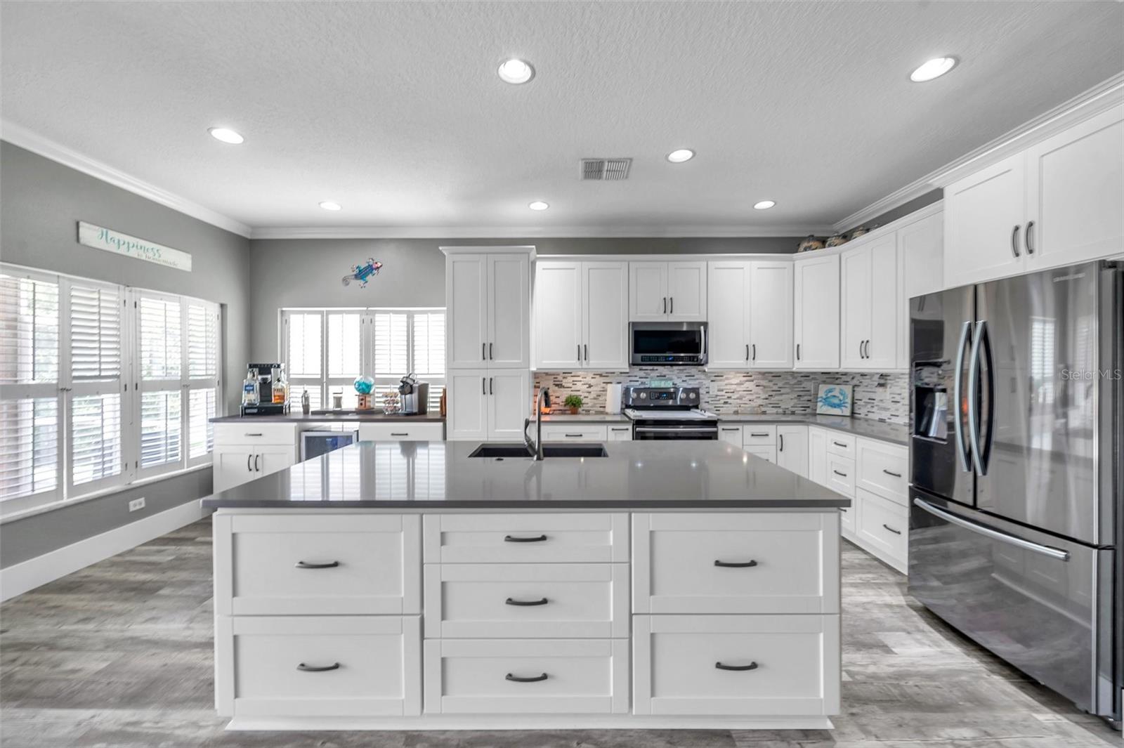 Image 16 of 100 For 9309 Edistro Place