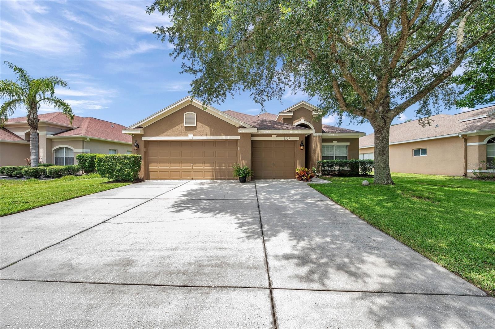 Image 6 of 100 For 9309 Edistro Place