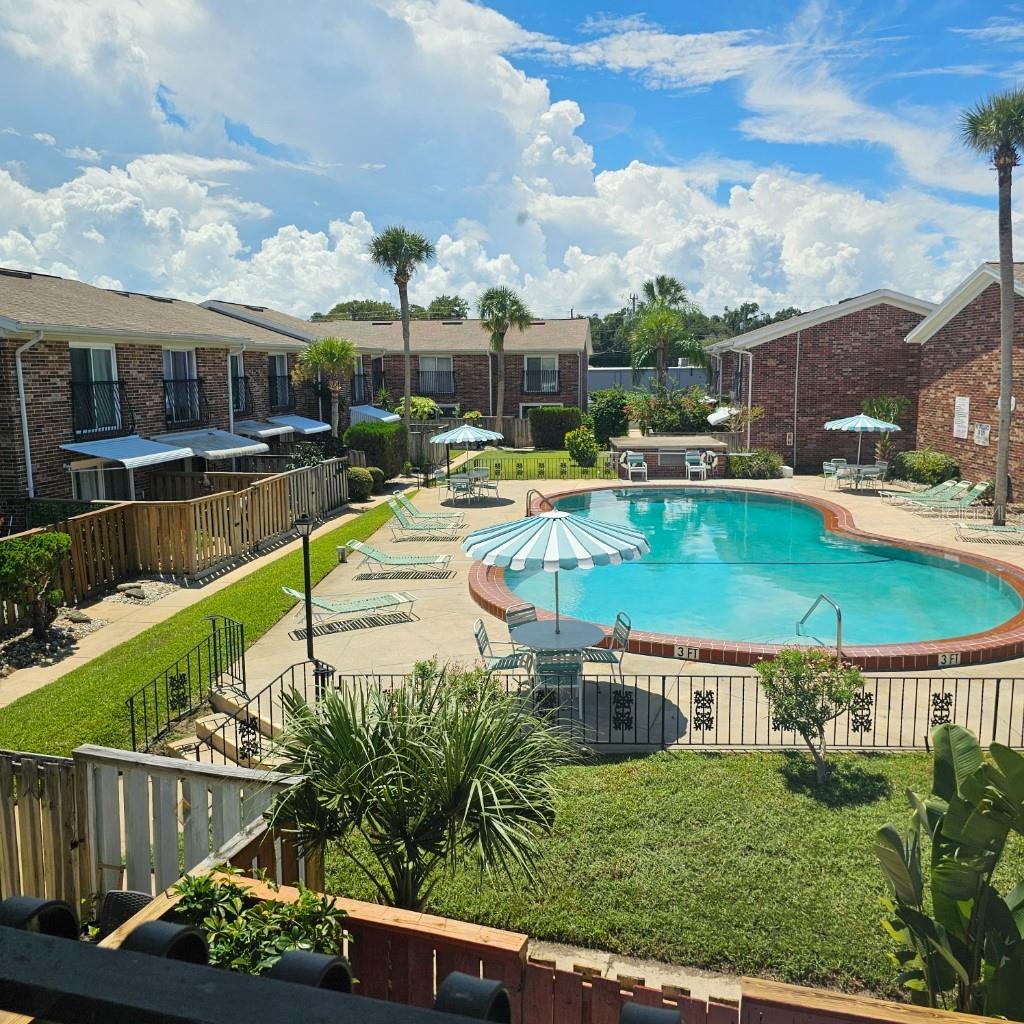 Image 14 of 25 For 2200 Palmetto Avenue E050
