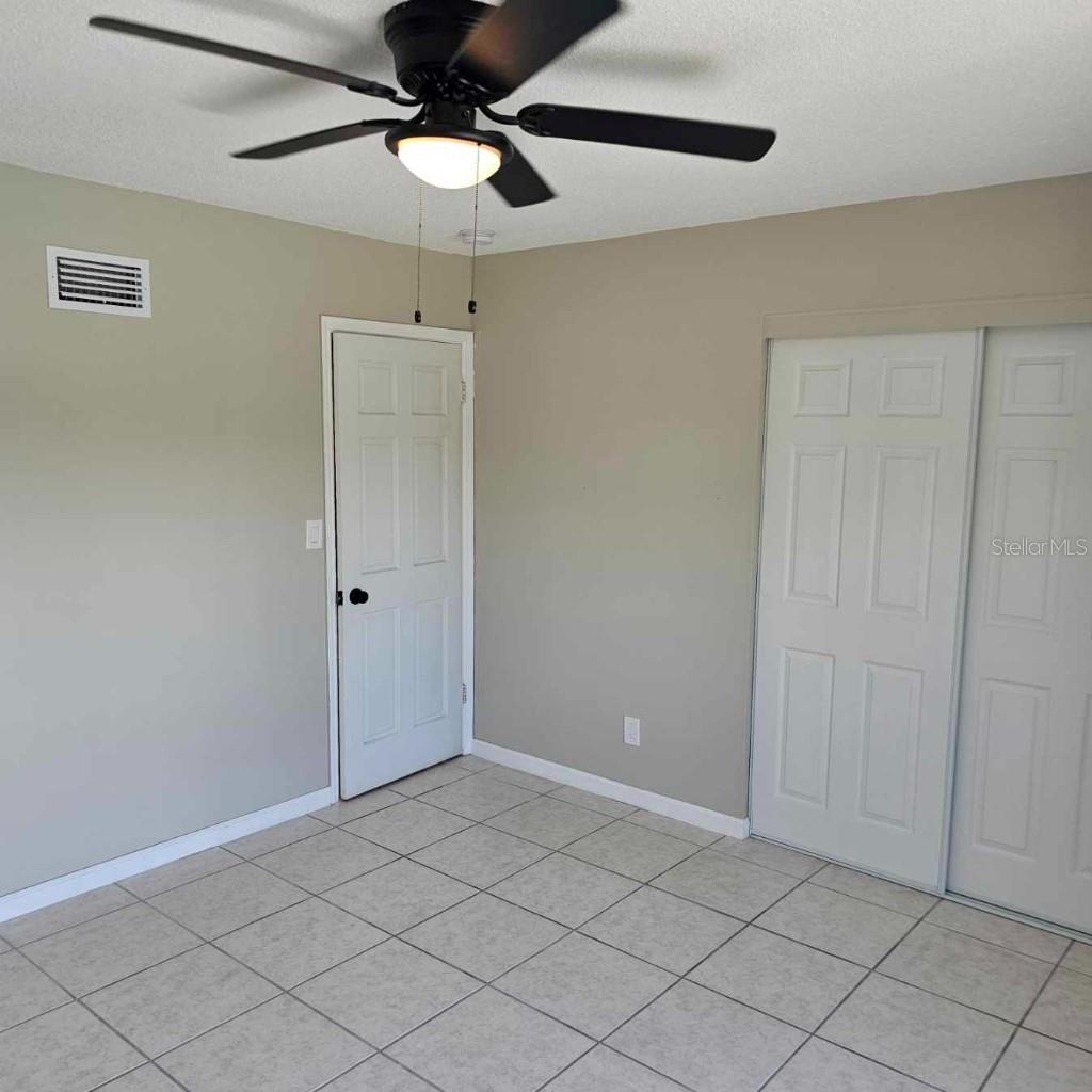 Image 15 of 25 For 2200 Palmetto Avenue E050