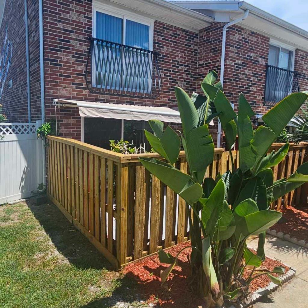Image 3 of 25 For 2200 Palmetto Avenue E050