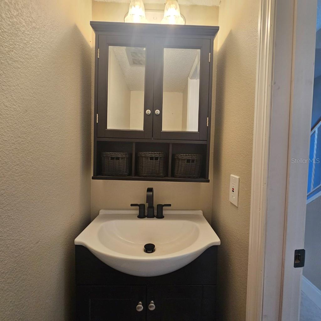 Image 8 of 25 For 2200 Palmetto Avenue E050