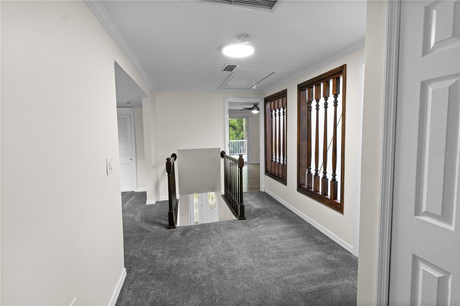 Listing photo id 39 for 2202 Amity Court