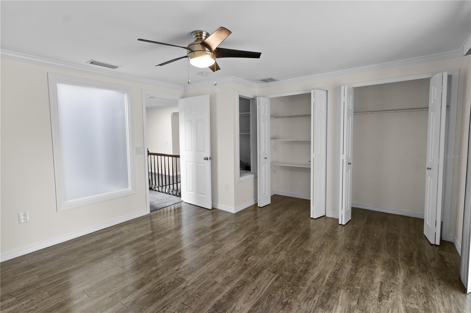 Listing photo id 41 for 2202 Amity Court