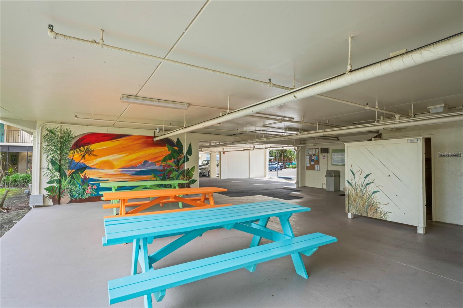Image 48 of 70 For 19531 Gulf Boulevard 611