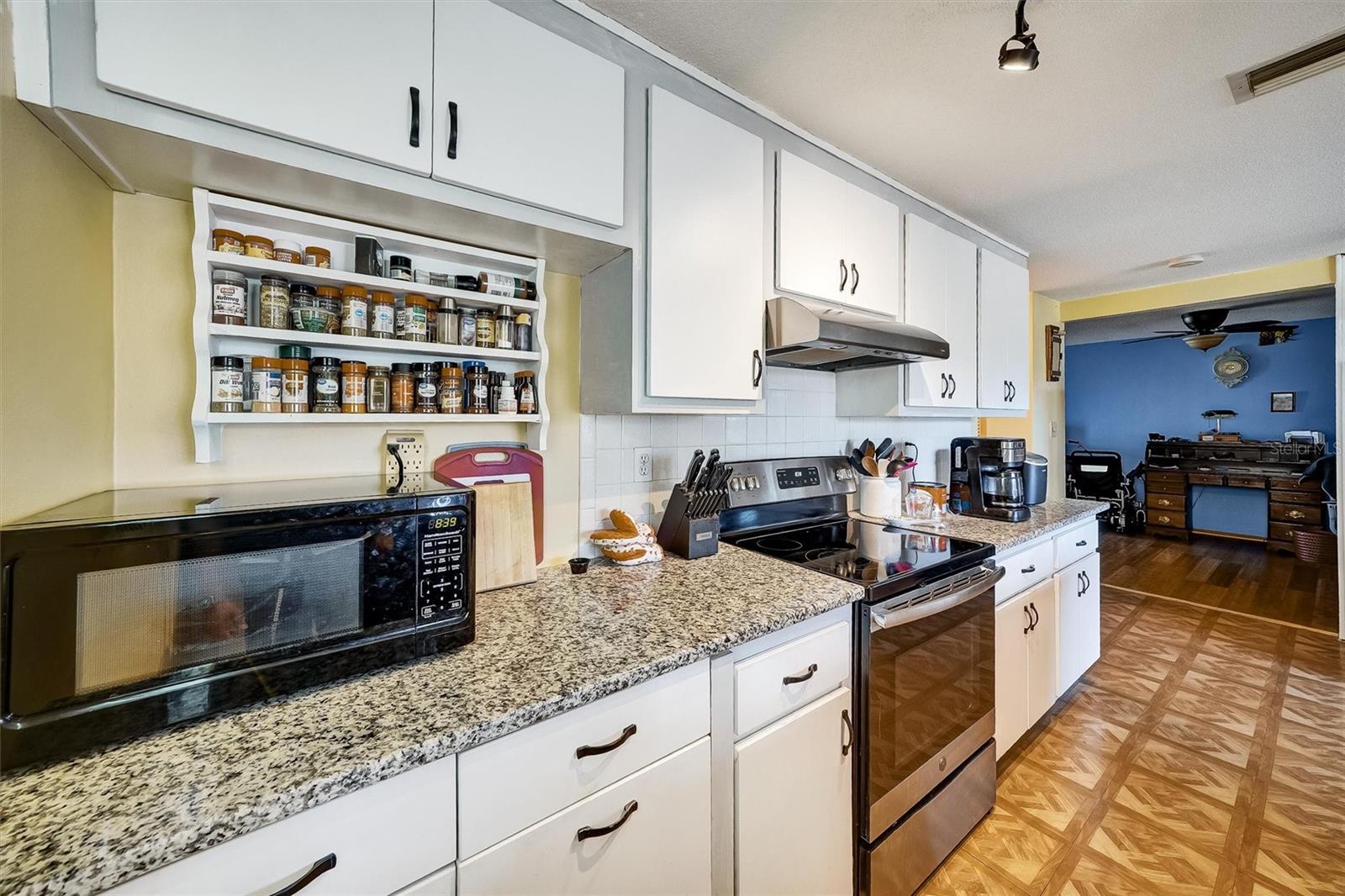 Image 9 of 17 For 7118 Cherry Laurel Drive