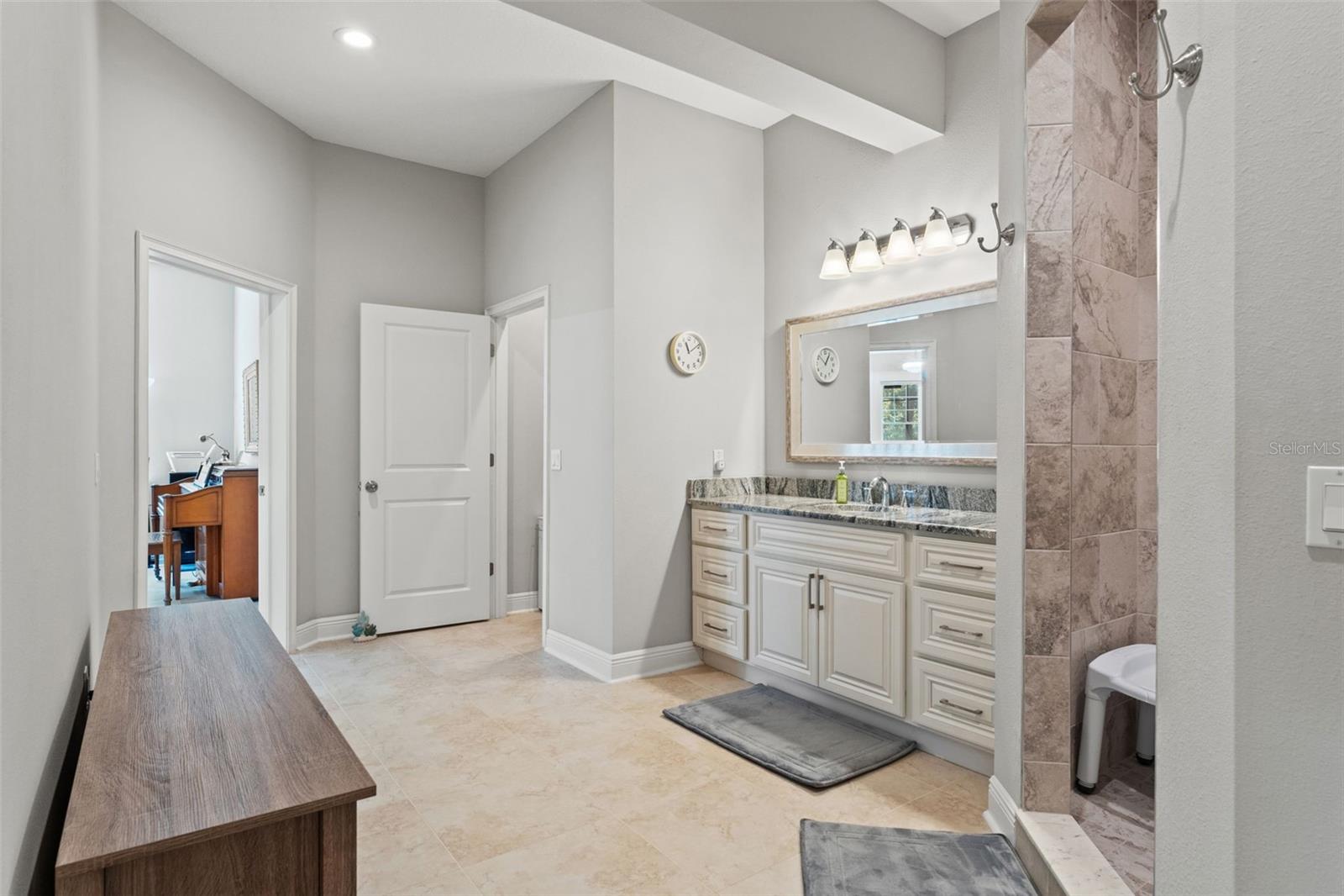 Image 61 of 81 For 25487 Dan Brown Hill Road
