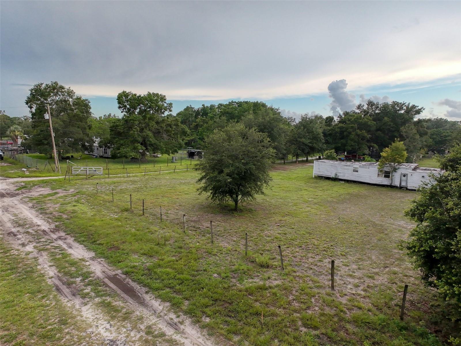 Image 5 of 22 For 12445 Hamlin Road