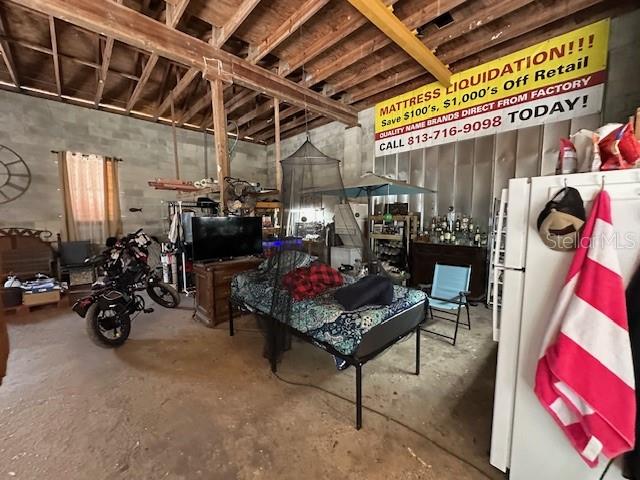 Listing photo id 14 for 765 Rhyme Point