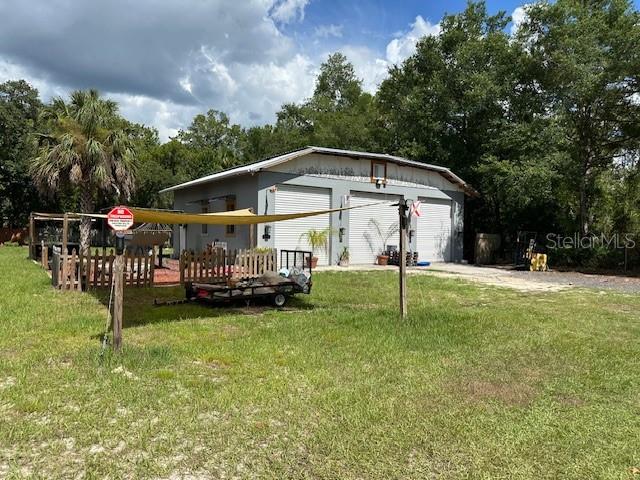Listing photo id 3 for 765 Rhyme Point