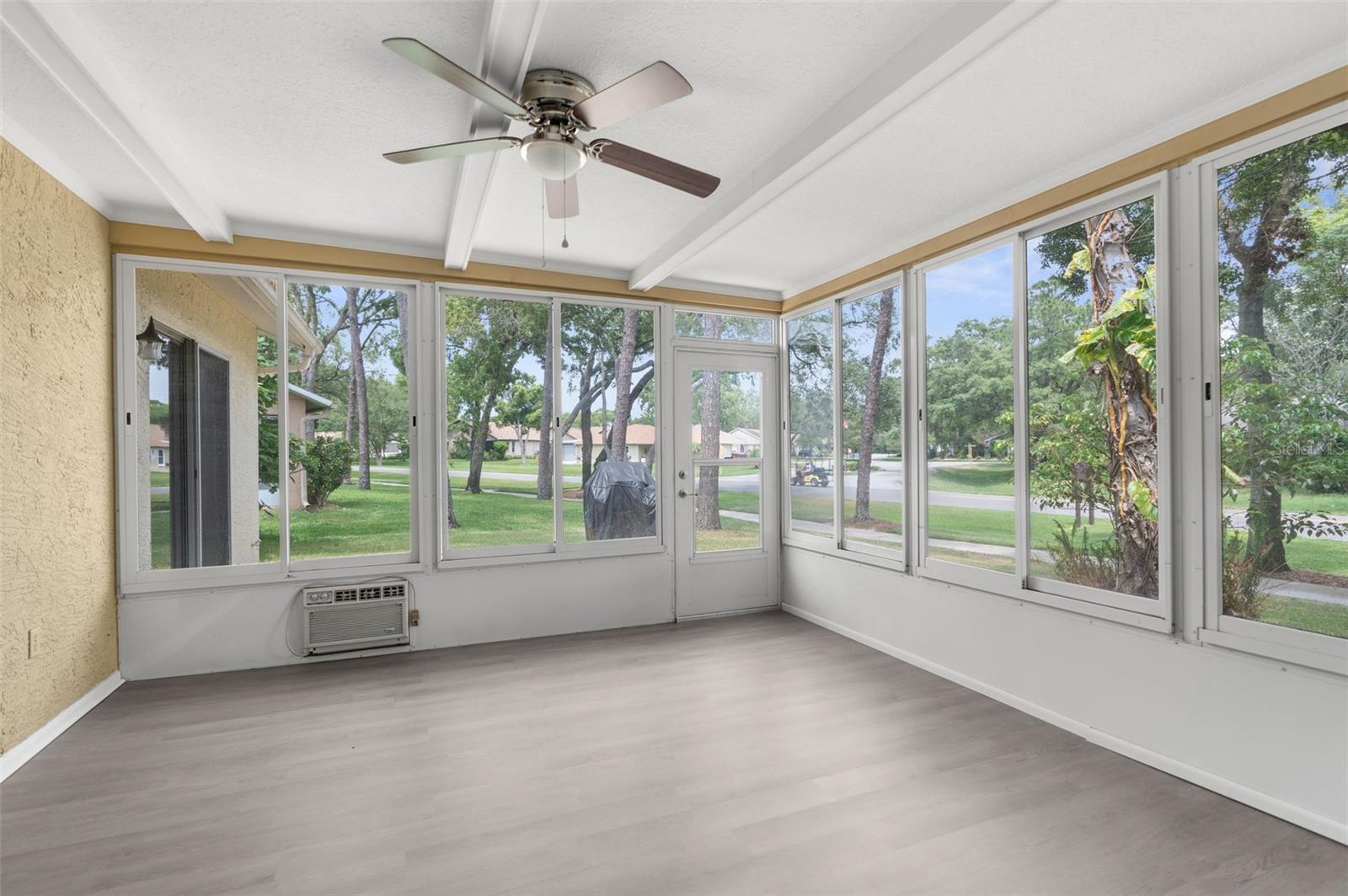 Image 16 of 26 For 6509 Pine Meadows Drive