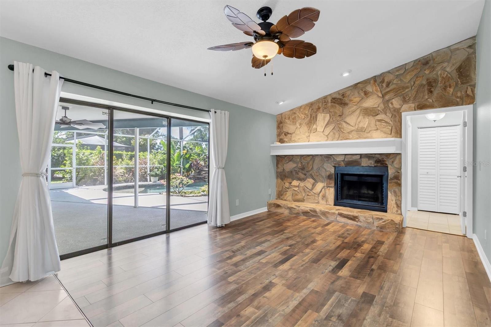 Image 3 of 45 For 3587 Fairway Forest Drive