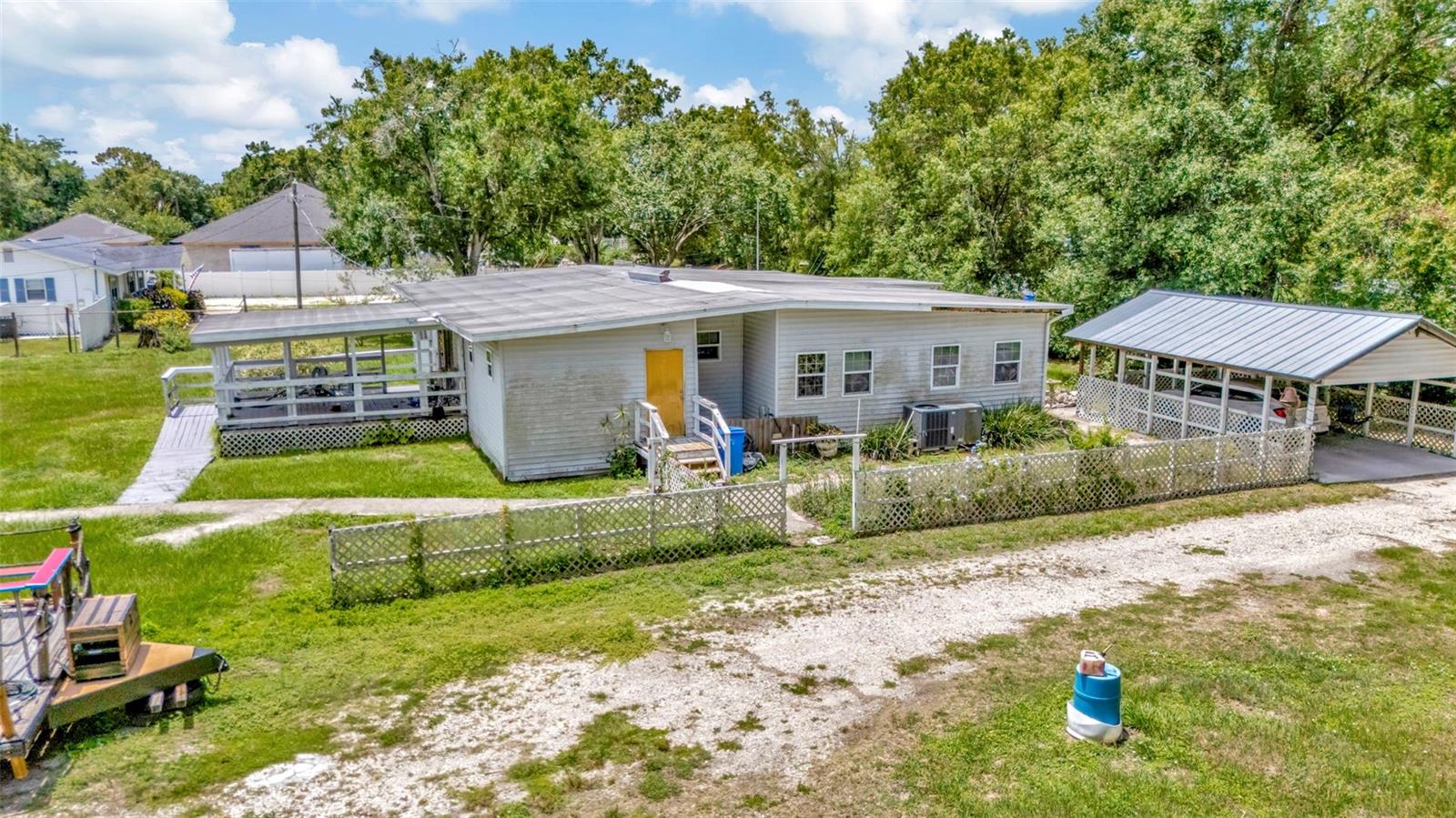 Image 11 of 12 For 8001 Meadowview Circle