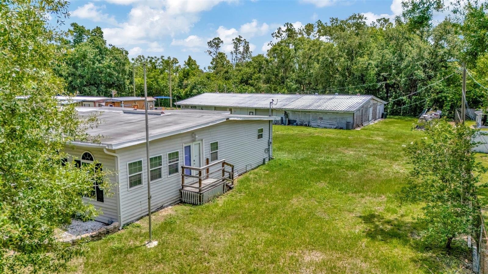 Image 7 of 12 For 8001 Meadowview Circle