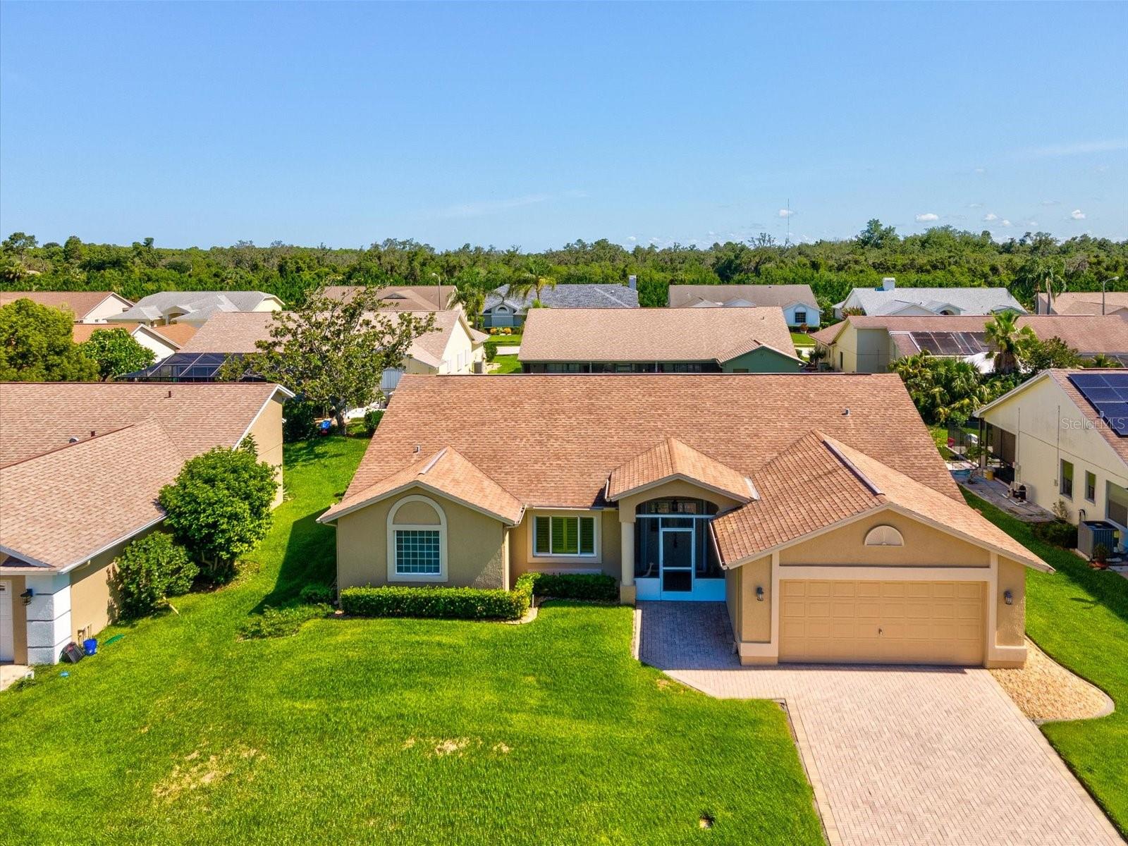 Listing photo id 1 for 8401 Pavilion Drive