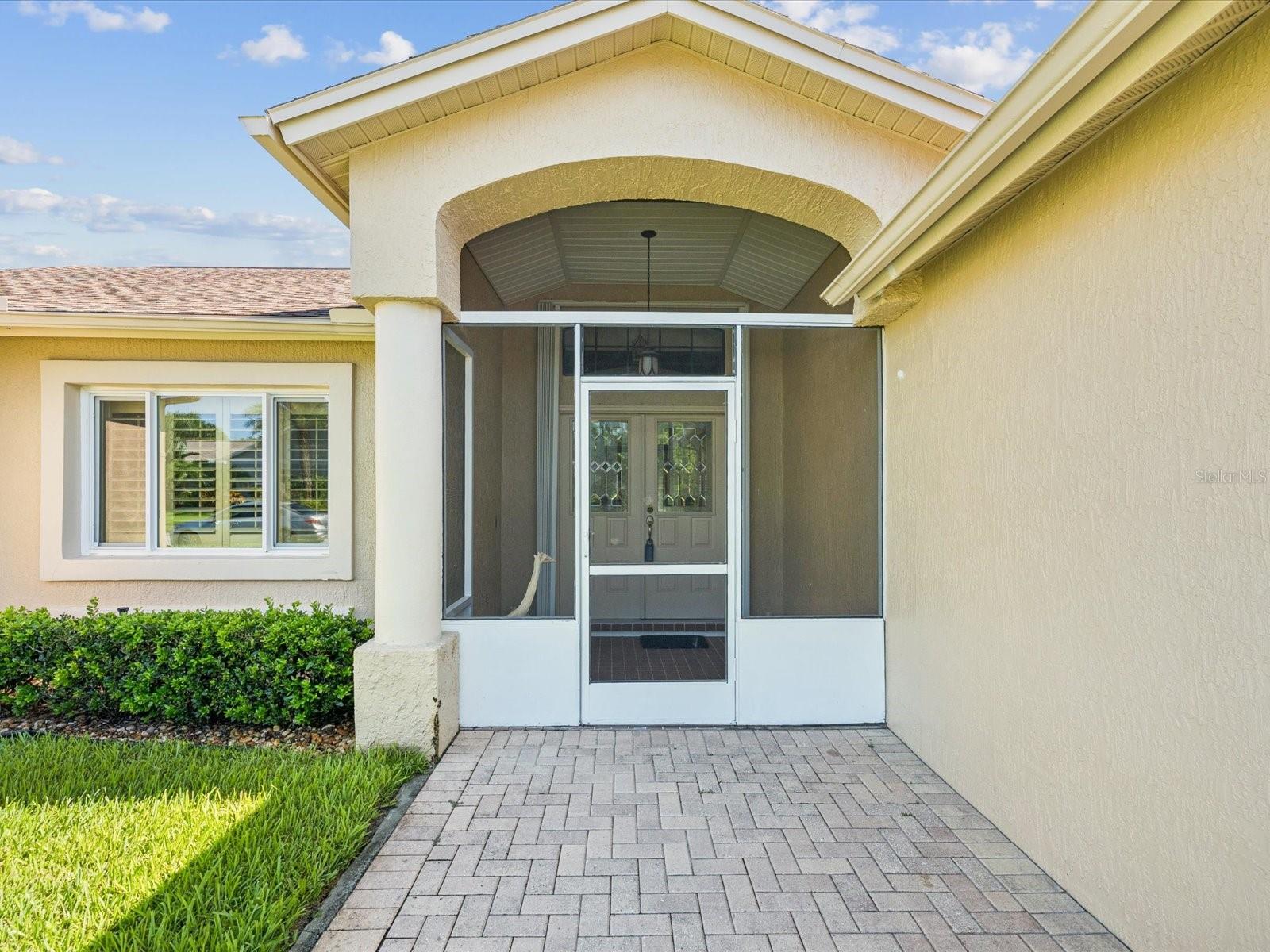 Listing photo id 2 for 8401 Pavilion Drive