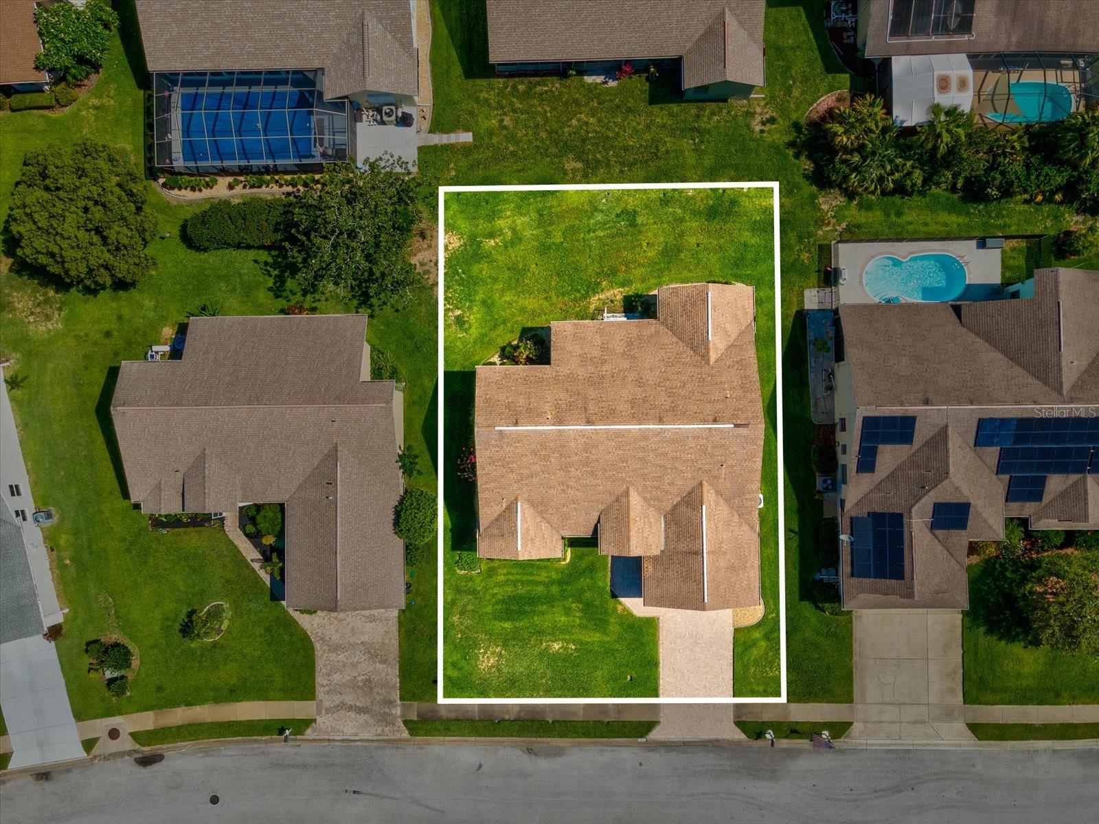 Listing photo id 38 for 8401 Pavilion Drive