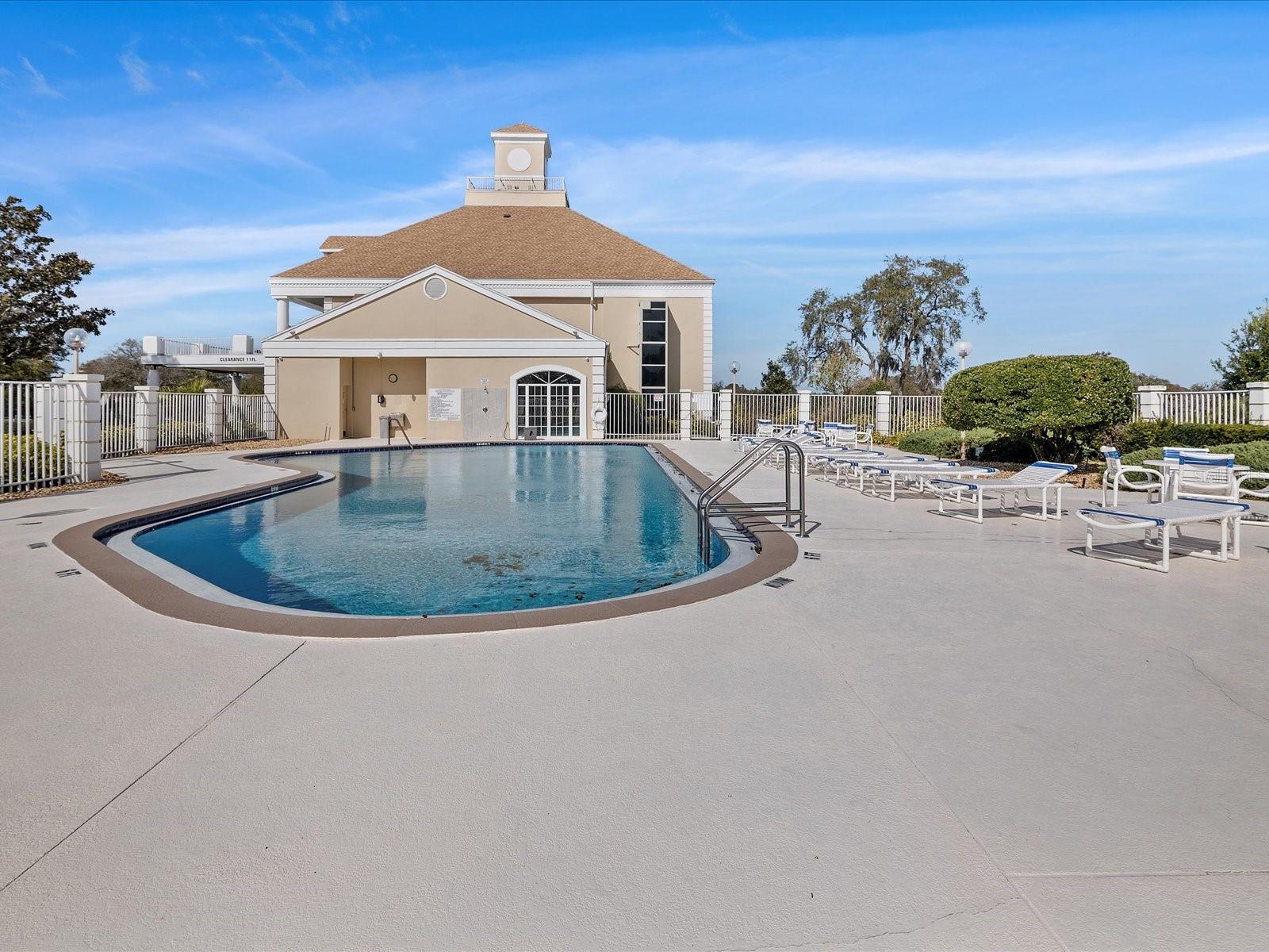 Listing photo id 66 for 8401 Pavilion Drive