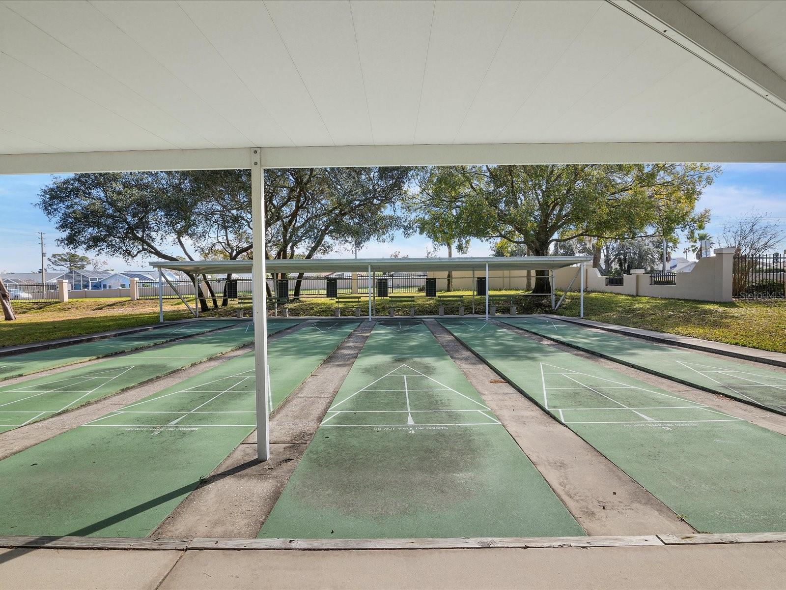 Listing photo id 70 for 8401 Pavilion Drive