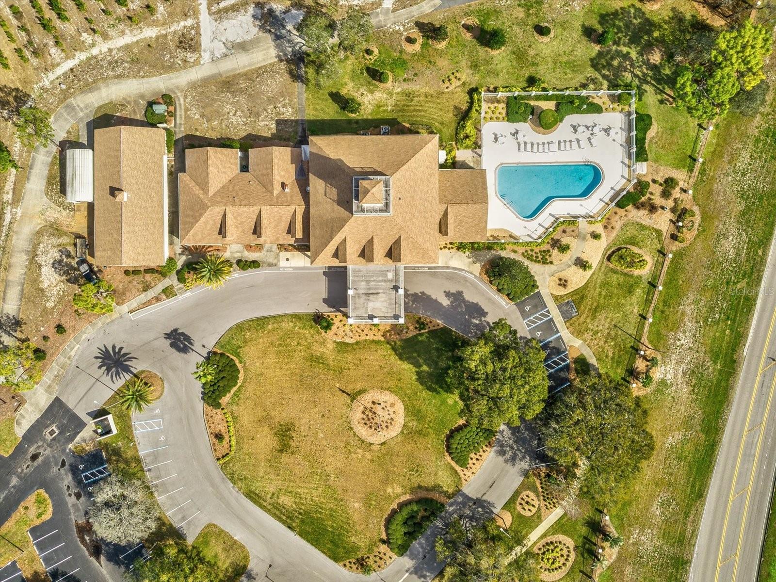 Listing photo id 71 for 8401 Pavilion Drive
