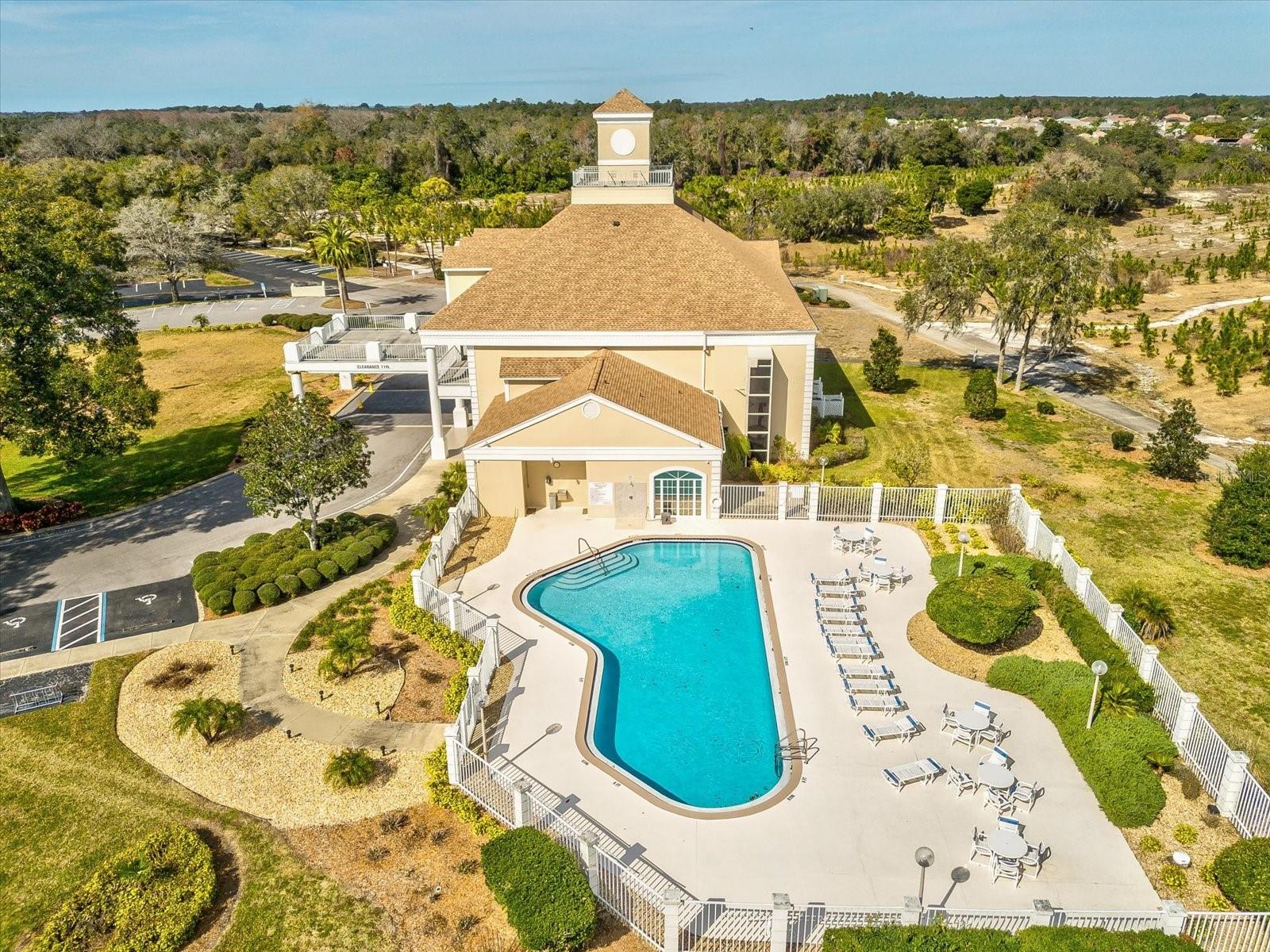 Listing photo id 73 for 8401 Pavilion Drive