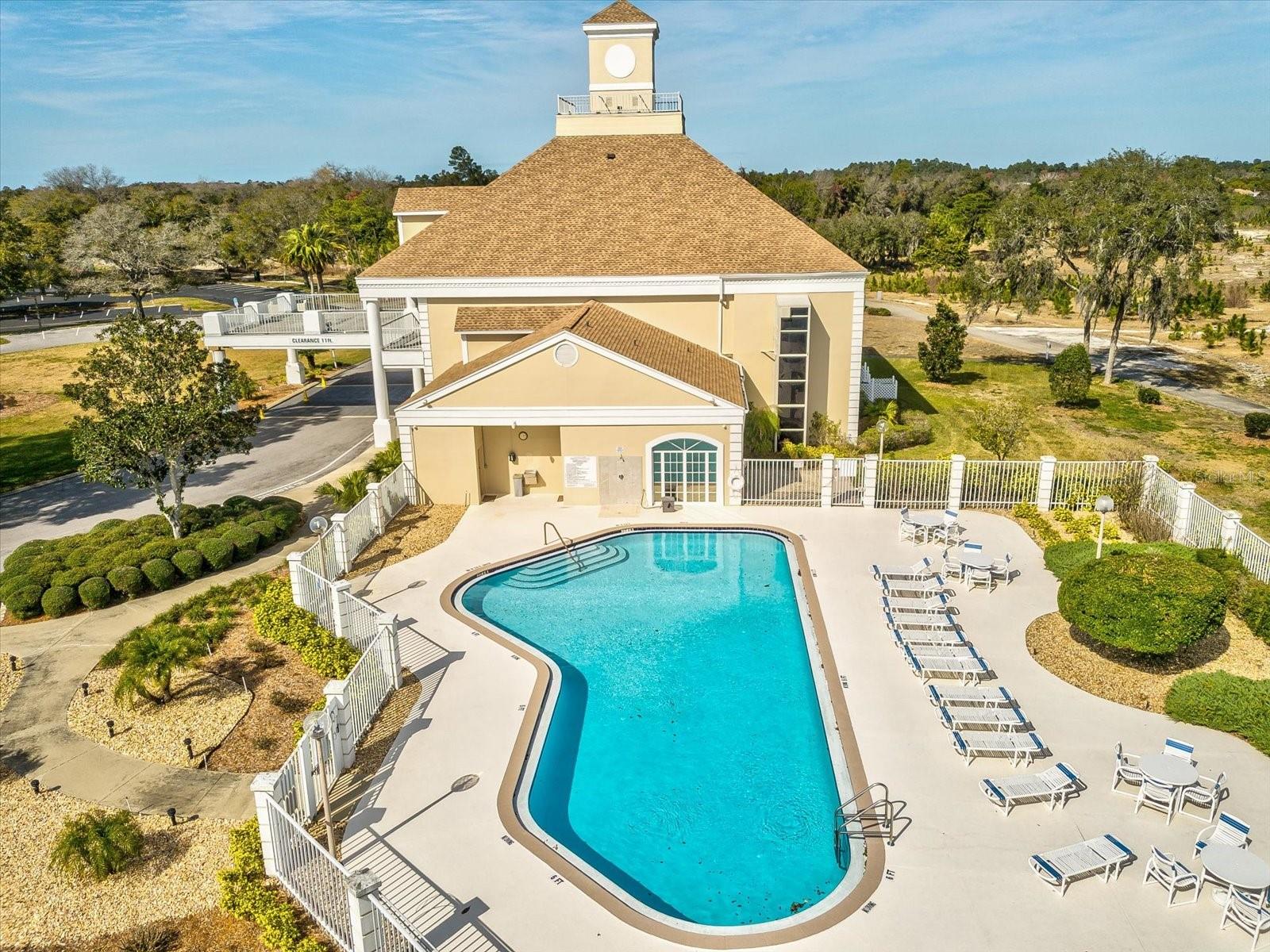 Listing photo id 74 for 8401 Pavilion Drive