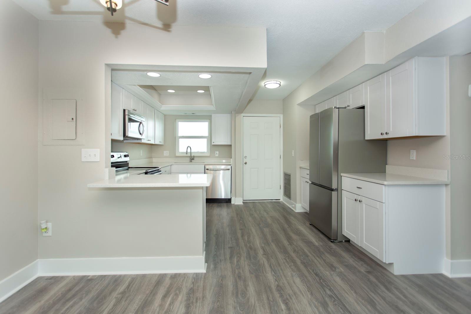 Image 14 of 65 For 4939 Floramar Terrace 812