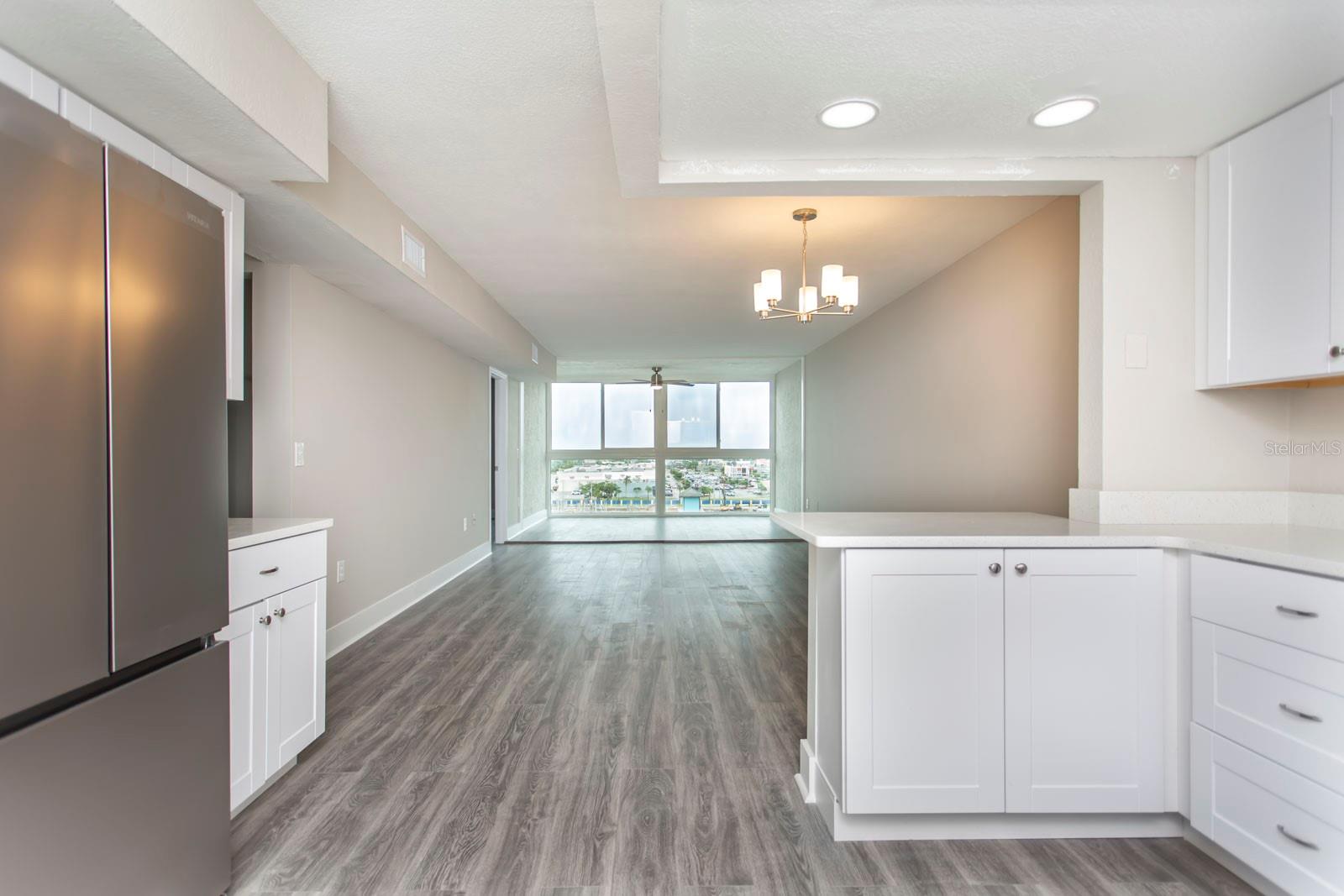 Image 15 of 65 For 4939 Floramar Terrace 812