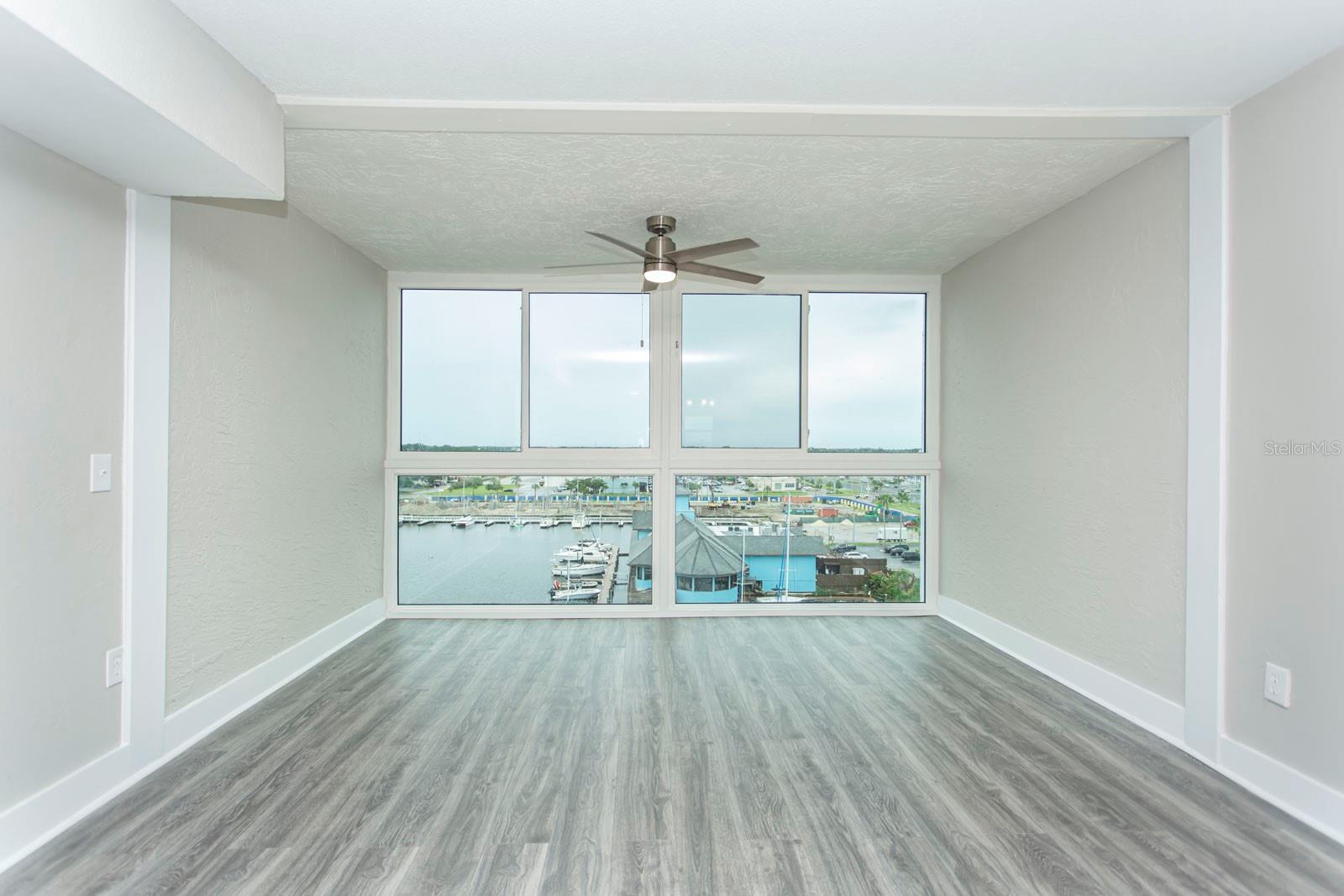Image 18 of 65 For 4939 Floramar Terrace 812