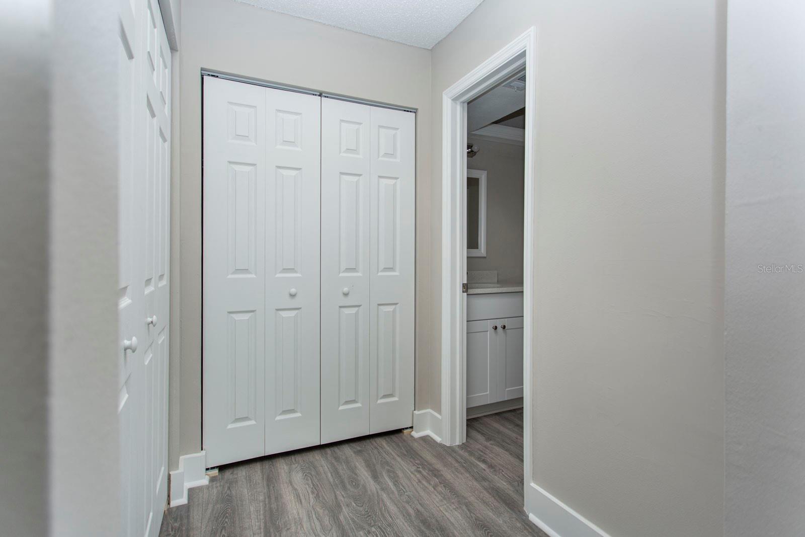 Image 25 of 65 For 4939 Floramar Terrace 812