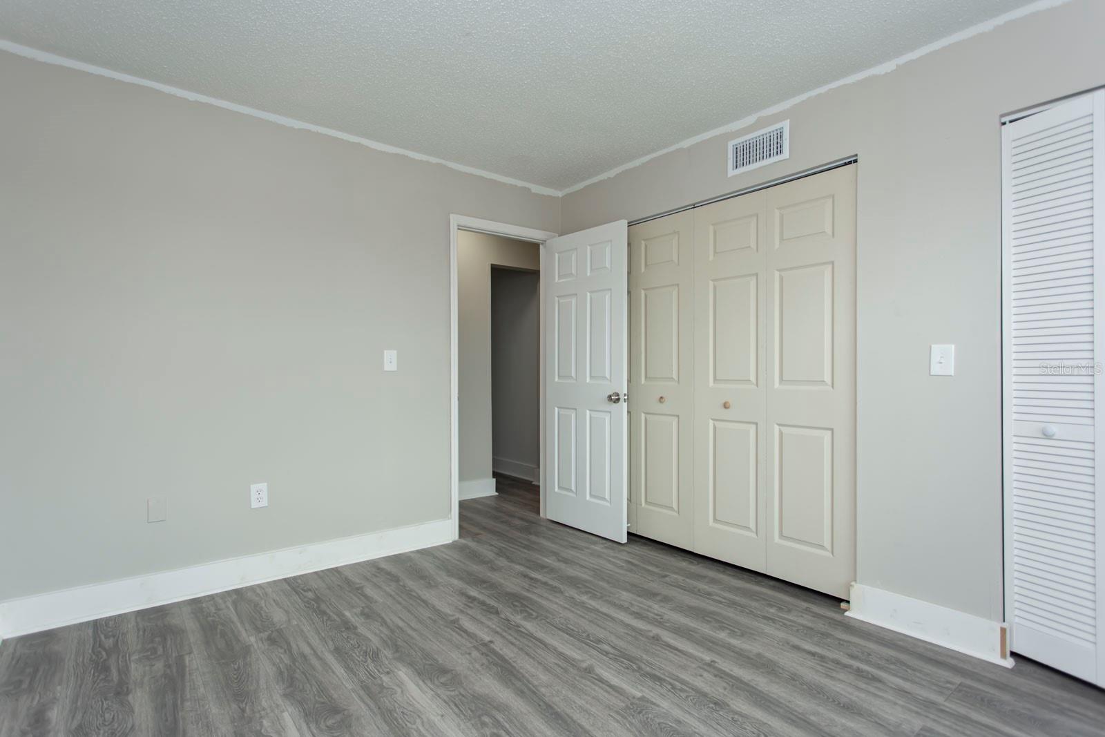 Image 29 of 65 For 4939 Floramar Terrace 812
