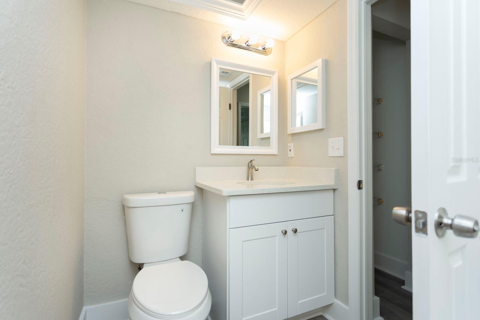 Image 30 of 65 For 4939 Floramar Terrace 812