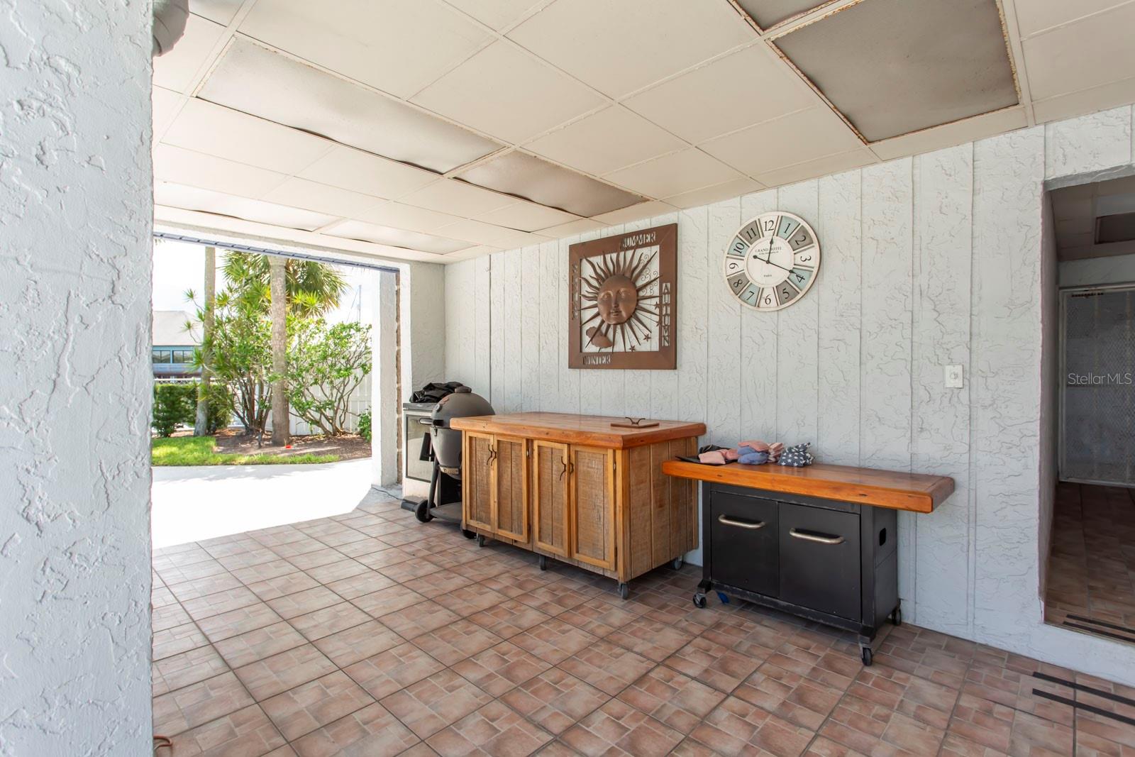 Image 50 of 65 For 4939 Floramar Terrace 812