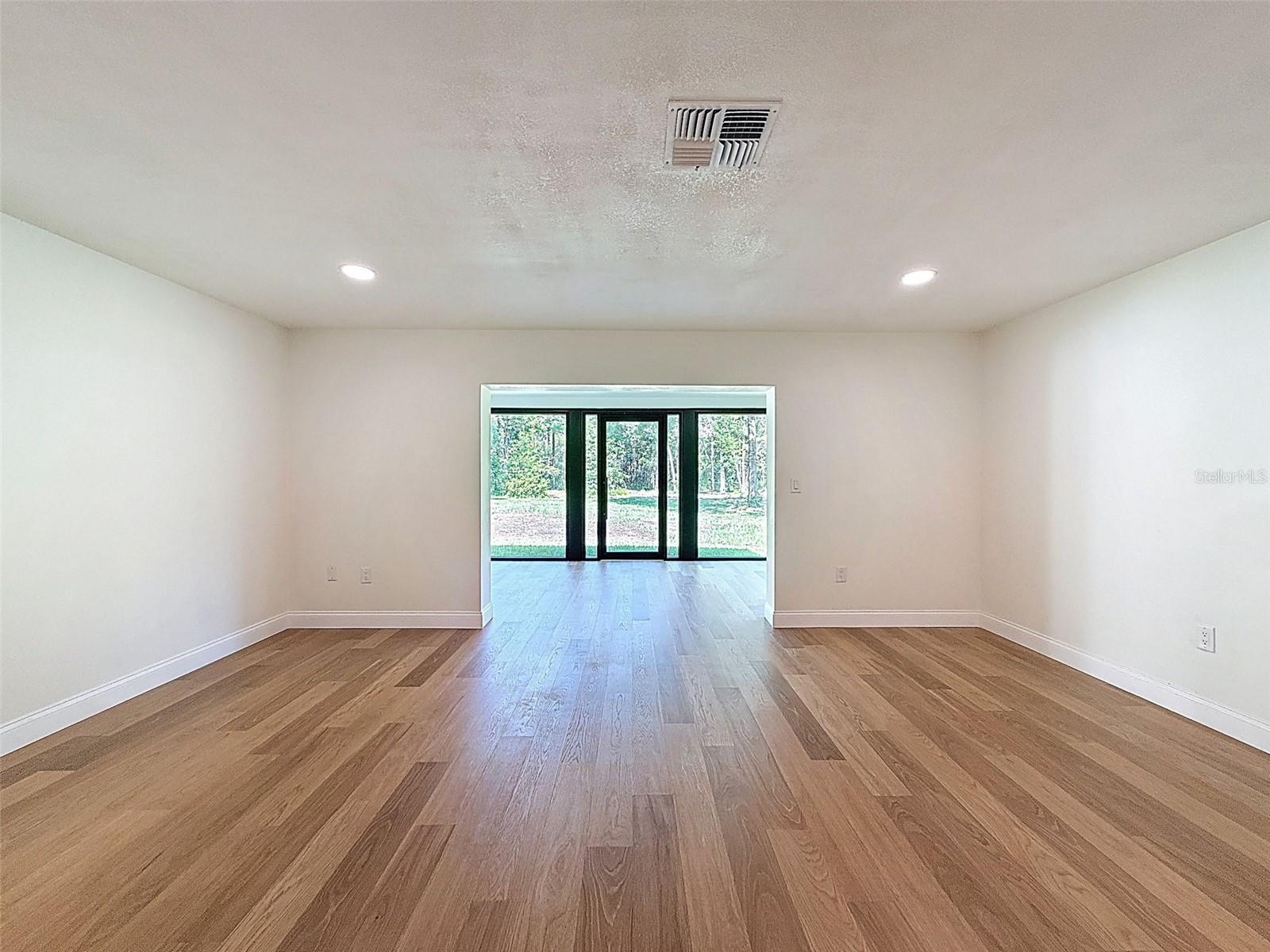 Image 19 of 68 For 10097 Weatherly Road