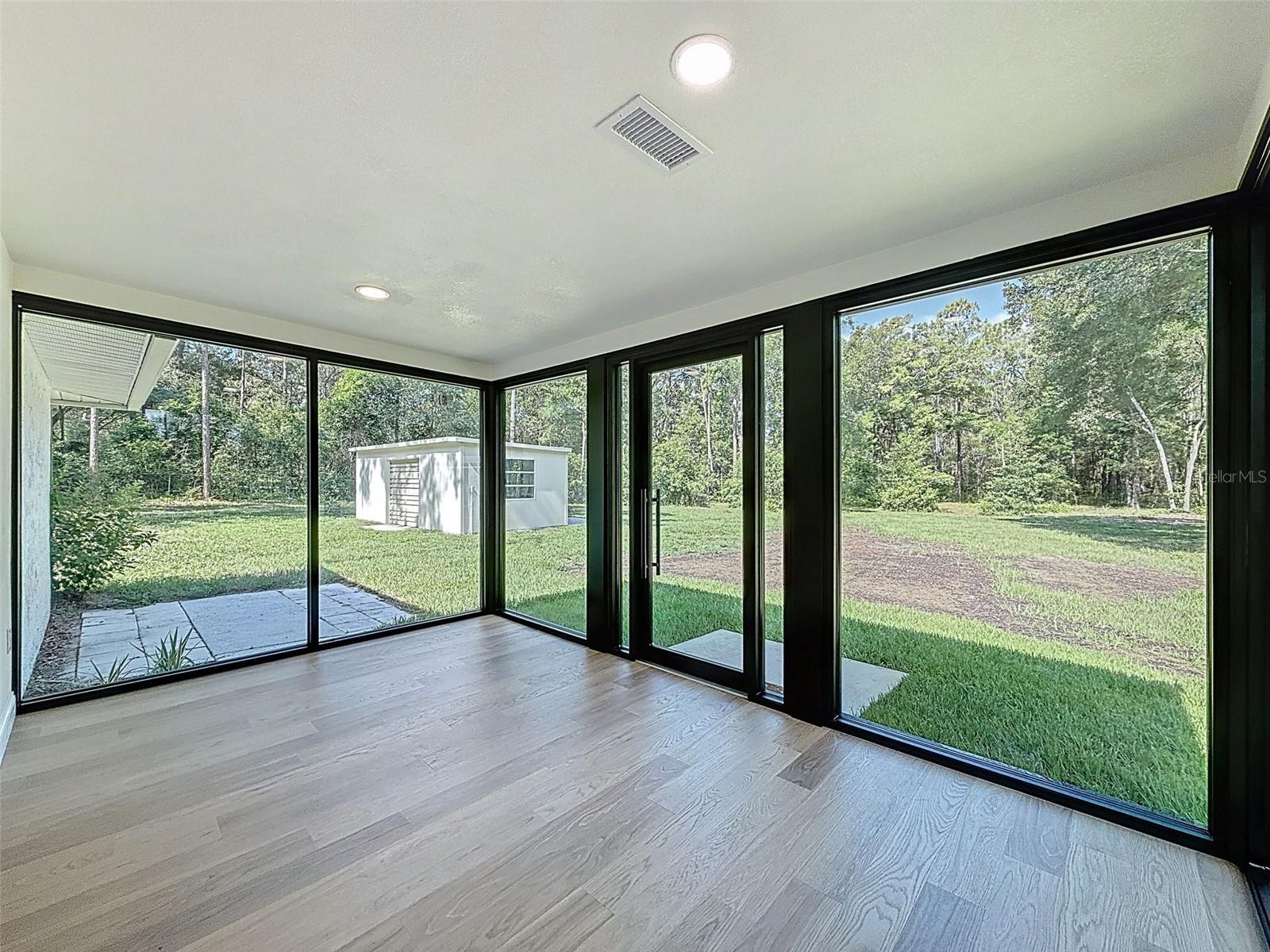 Image 21 of 68 For 10097 Weatherly Road