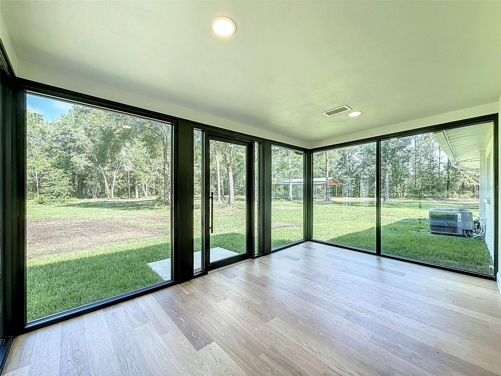 Image 22 of 68 For 10097 Weatherly Road